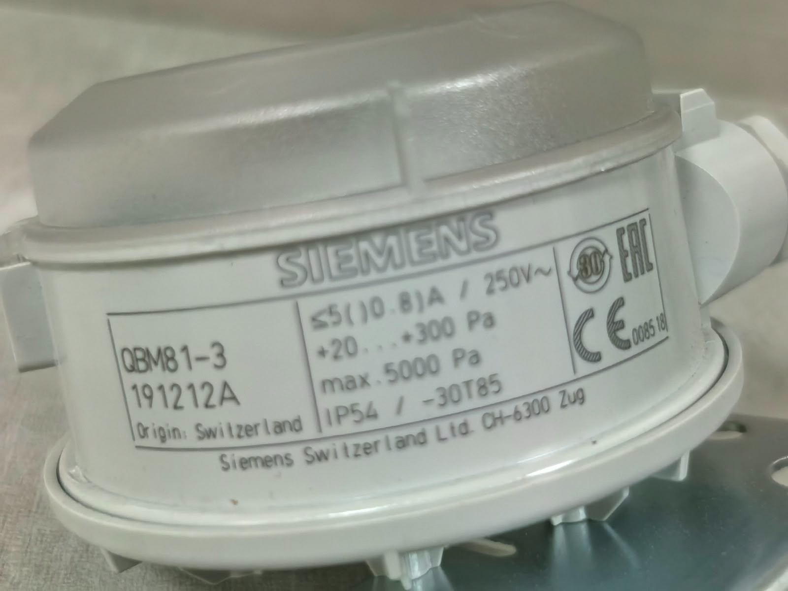 Siemens Q8M81-3 191212A SIEMENS Q8M81-3 DIFFERENTIAL PRESSURE DETECTOR 191212A 4