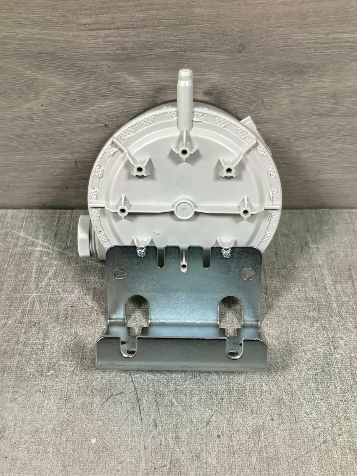 Siemens Q8M81-3 191212A SIEMENS Q8M81-3 DIFFERENTIAL PRESSURE DETECTOR 191212A 7