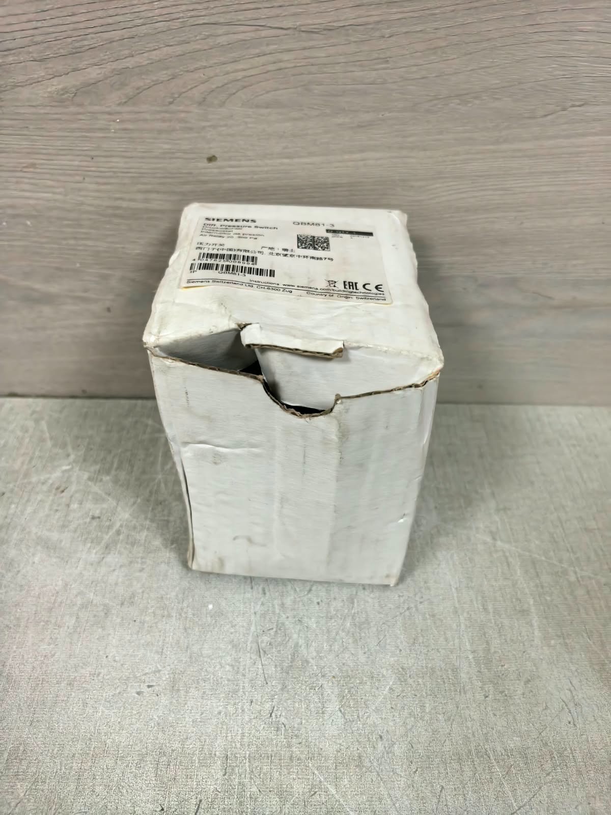 Siemens Q8M81-3 191212A SIEMENS Q8M81-3 DIFFERENTIAL PRESSURE DETECTOR 191212A 8
