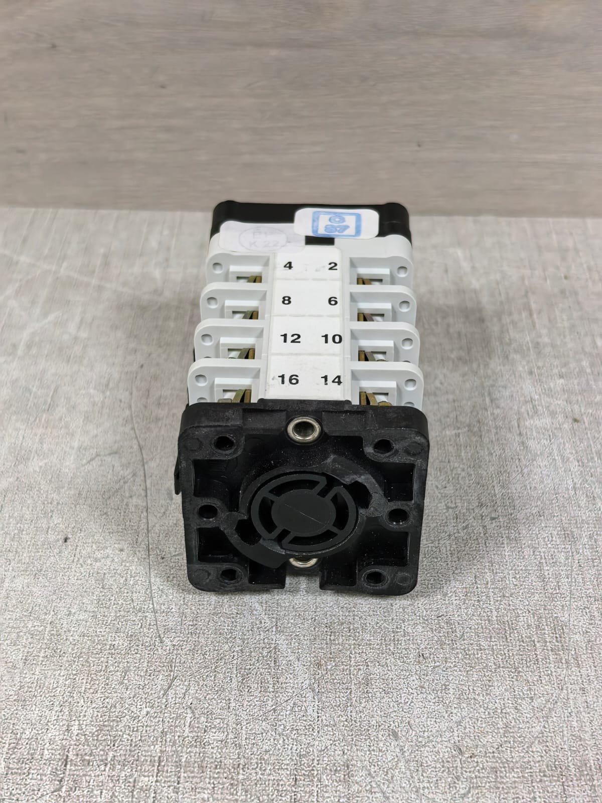 Entrelec 988786 VY20/S/124/KMB/PY48/SC6 ENTRELEC VY20 988786 VY20/S/124/KMB/PY48/SC6 ROTARY SWITCH 8