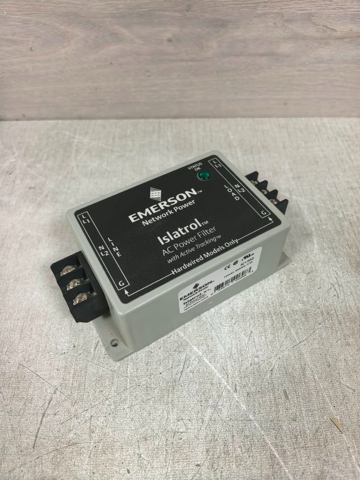 Emerson ISLATROL IC+102 EMERSON NETWROK POWER ISLATROL IC+102 AC POWER FILTER WITH ACTIVE TRACKING 5