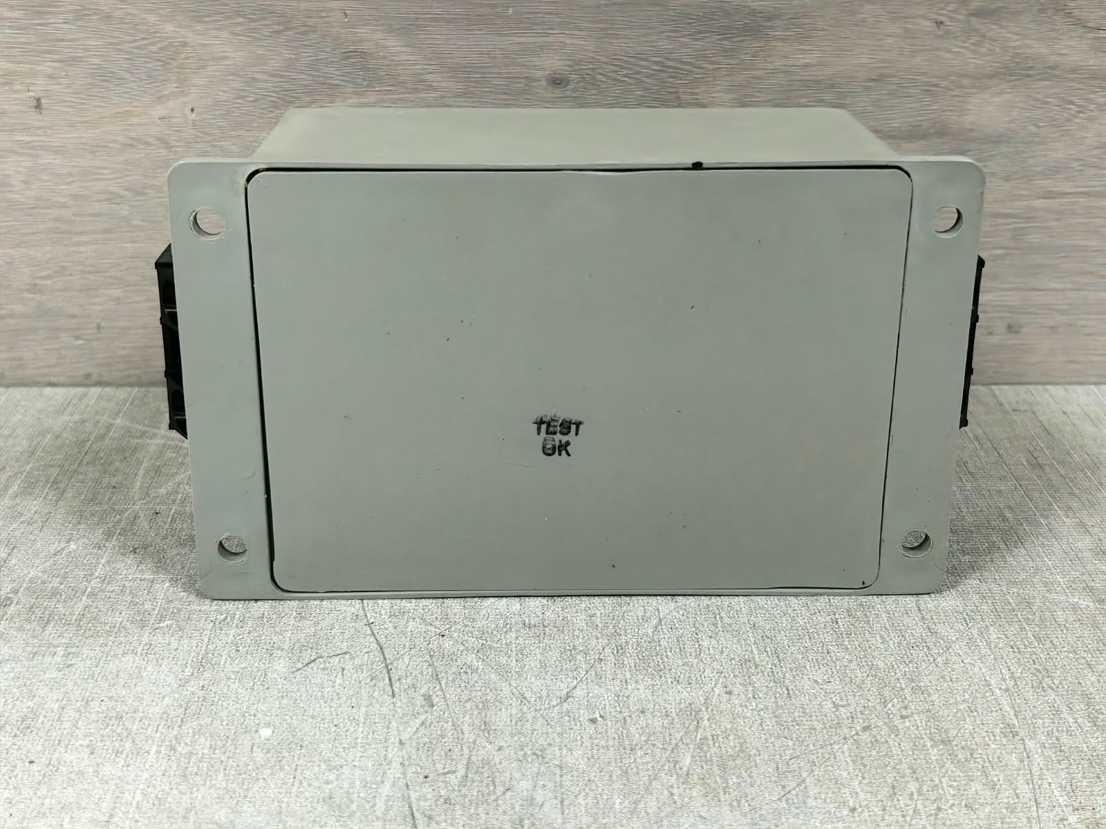 Emerson ISLATROL IC+102 EMERSON NETWROK POWER ISLATROL IC+102 AC POWER FILTER WITH ACTIVE TRACKING 9