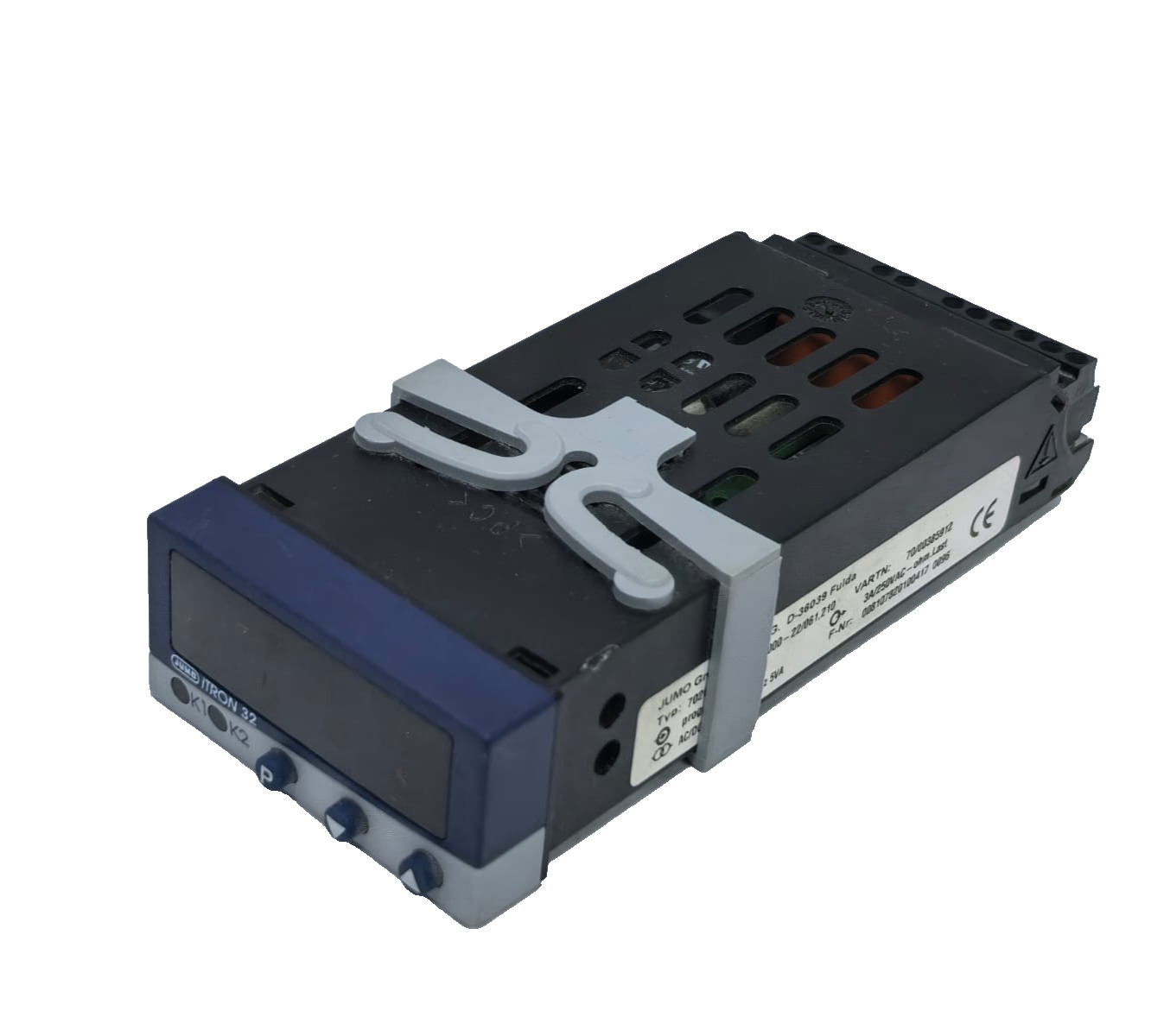 JUMO 702040/88-888-000-22/061210 JUMO ITRON 32 COMPACT CONTROLLER 702040/88-888-000-22/061210 9