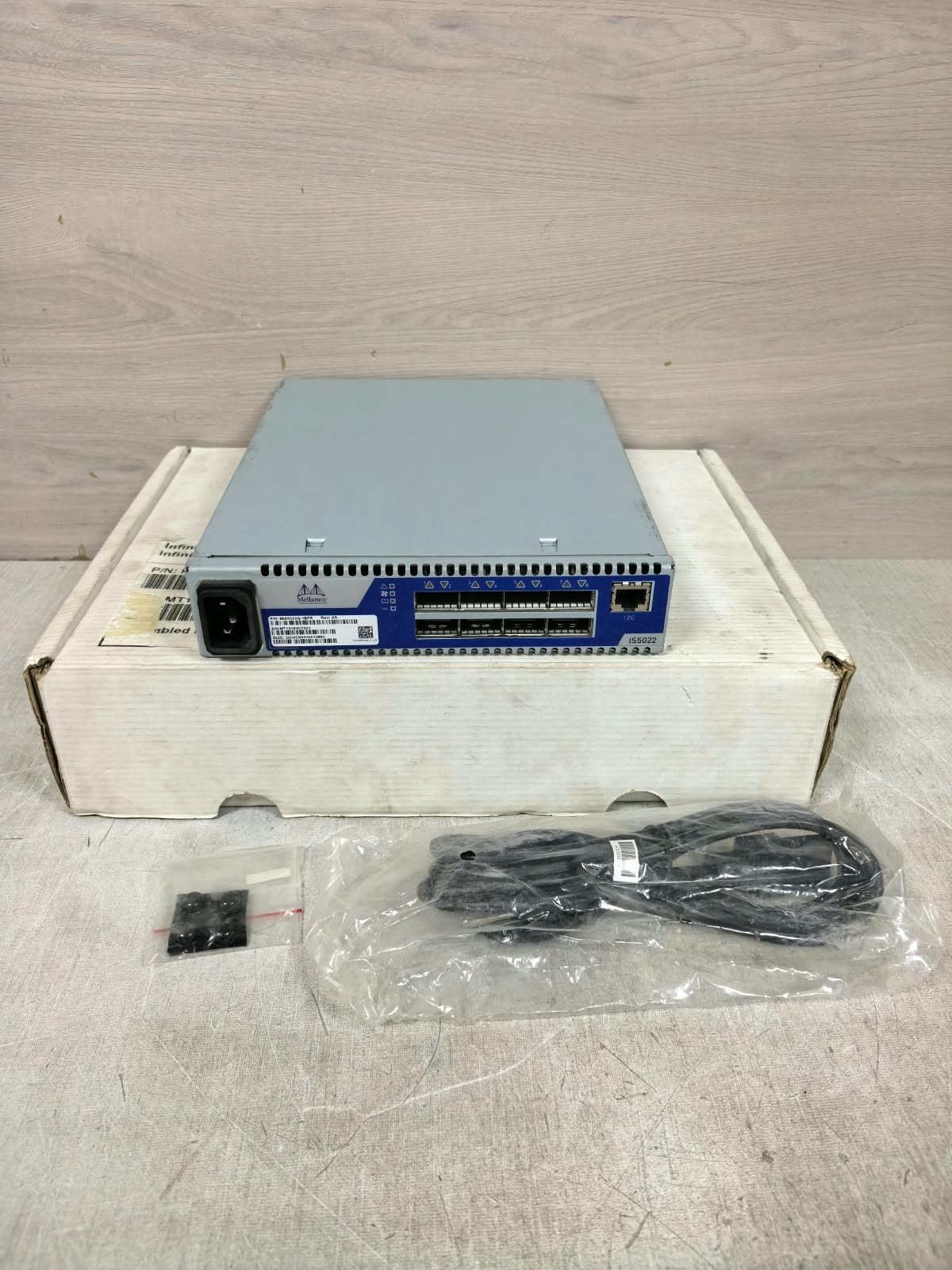 Mellanox IS5022 MIS5022-1BFR REV.A5 MELLANOX IS5022 MIS5022-1BFR REV.A5 HIGH-PERFORMANCE INFINIBAND SWITCH 1