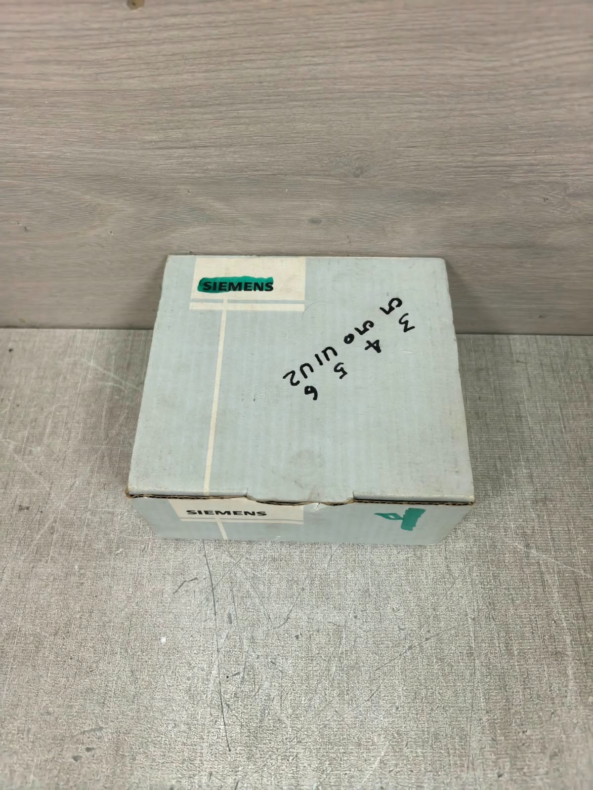 Siemens QFA2020 131202B SIEMENS QFA2020 131202B ROOM TEMPERATURE CONTROLLER 9