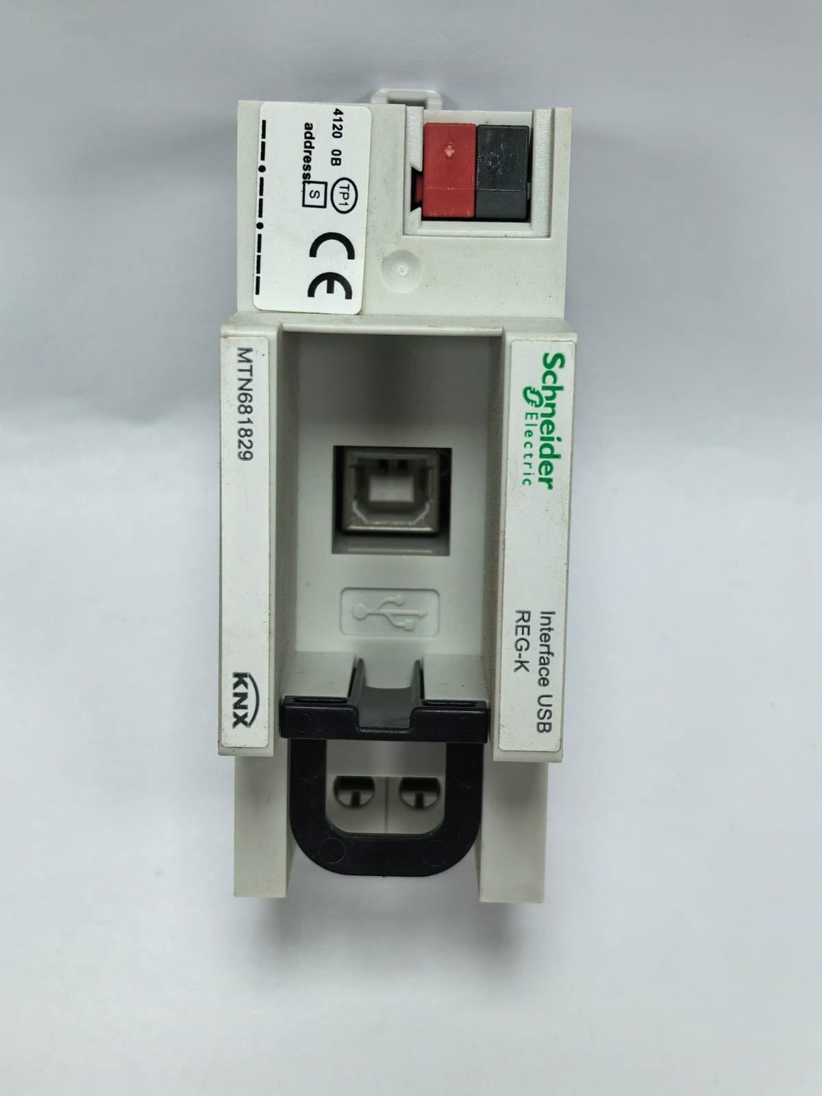 Schneider Electric MTN681829 SCHNEIDER ELECTRIC MTN681829 USB INTERFACE REG-K 3