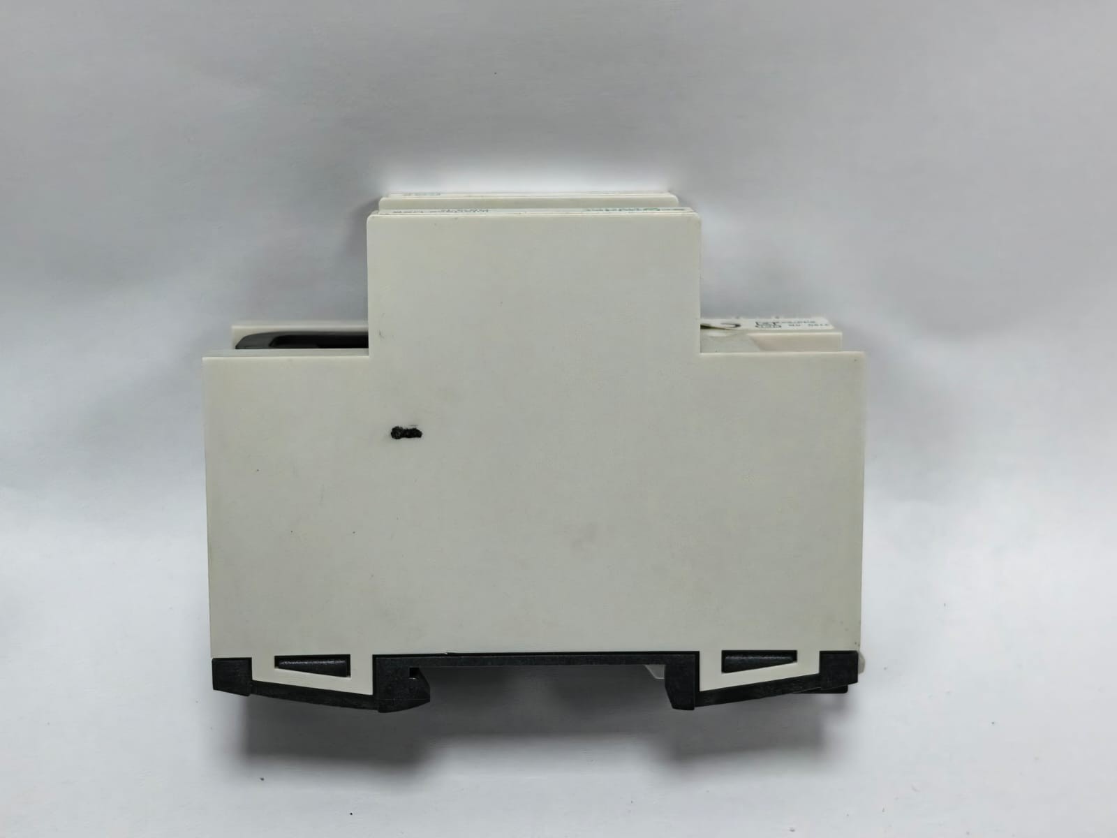Schneider Electric MTN681829 SCHNEIDER ELECTRIC MTN681829 USB INTERFACE REG-K 8