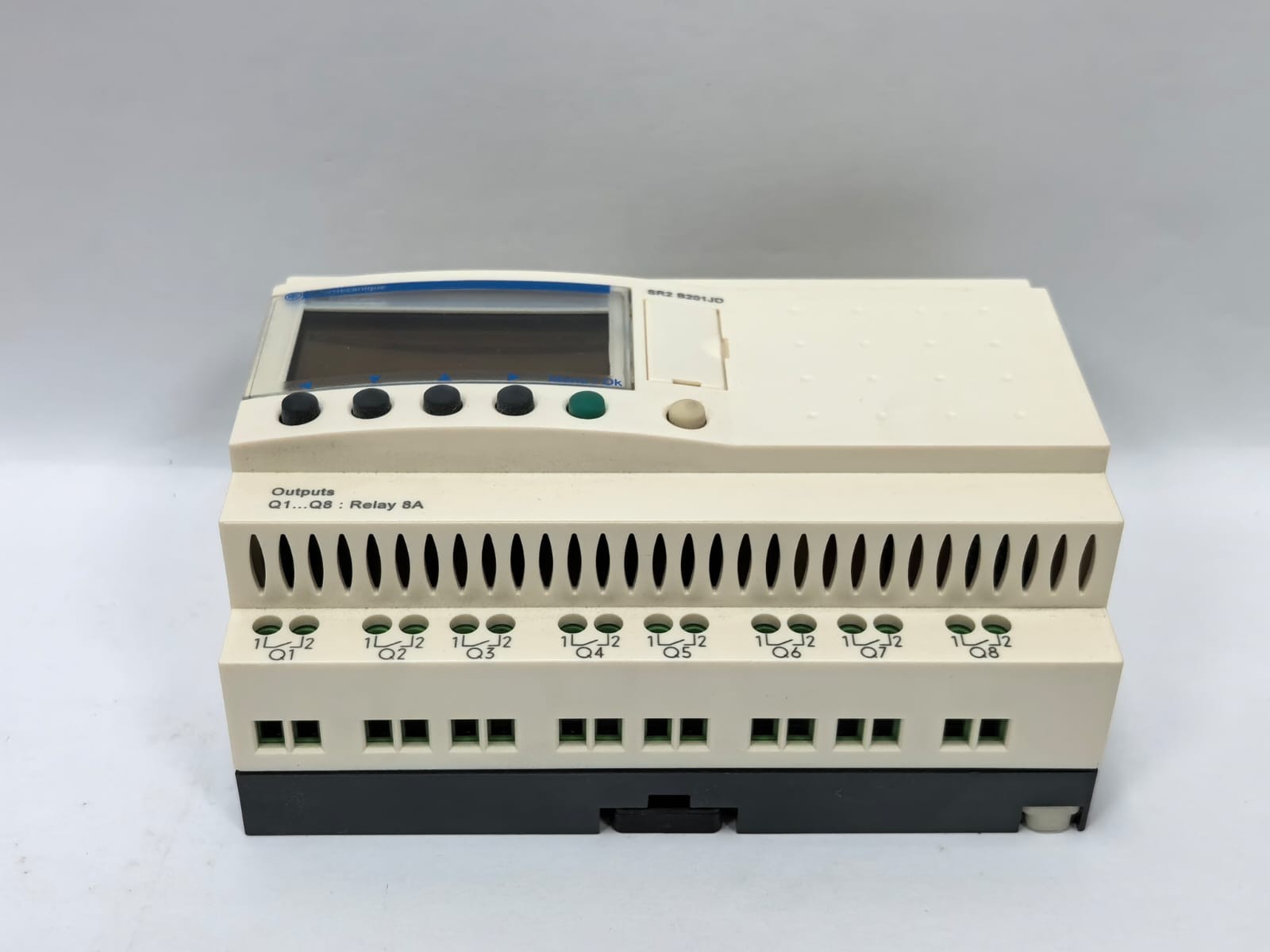 Schneider Electric SR2 B201JD SCHNEIDER ELECTRIC SR2 B201JD COMPACT SMART RELAY 7