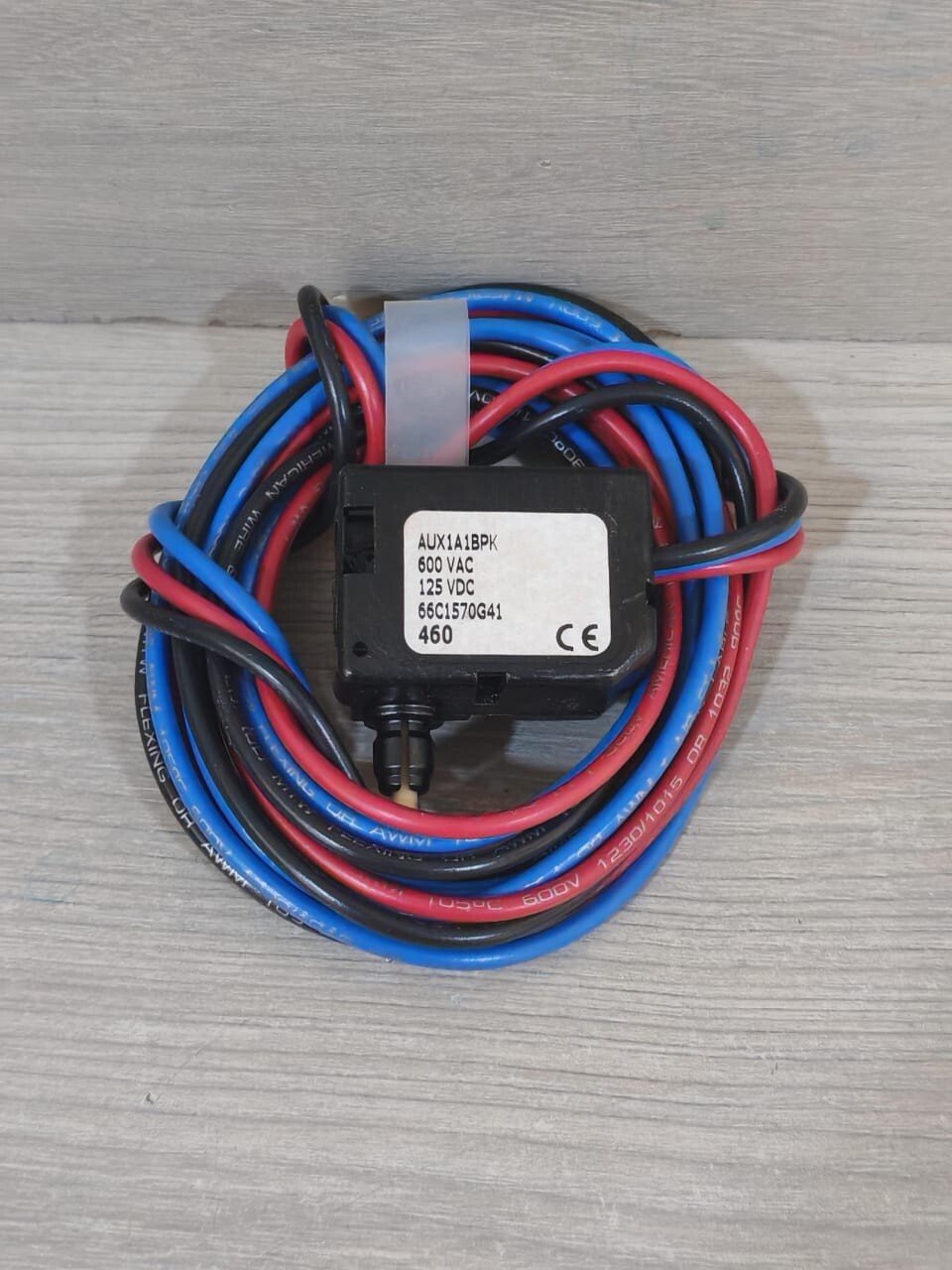 EATON/CUTLER HAMMER 66C1570G41 EATON/CUTLER HAMMER AUX1A1BPK SINGLE AUX.SW.FOR TYPE E/J/L BREAKER 66C1570G41 2