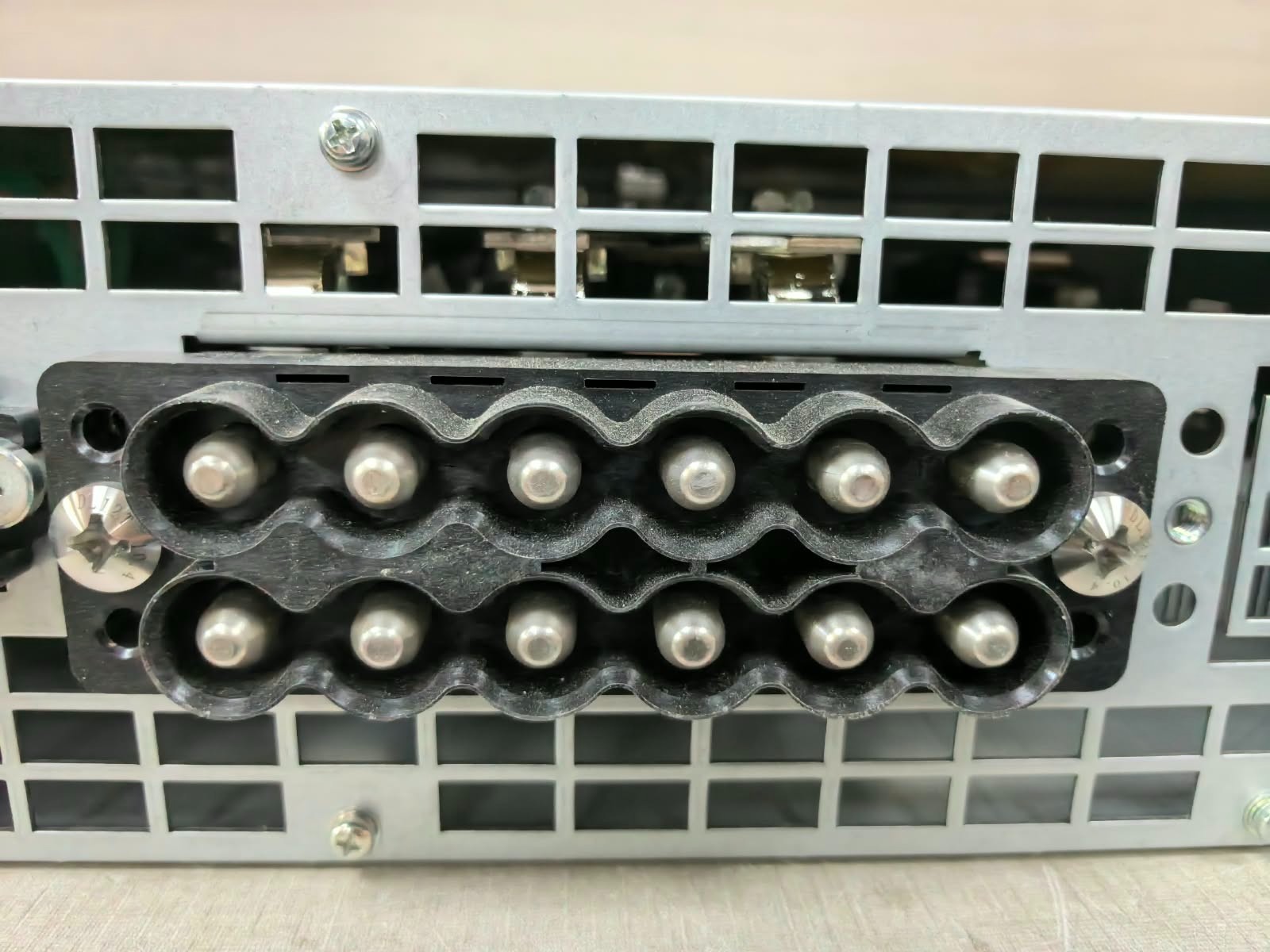 UPSBYPMODU00-01 02312NGX UPSBYPMODU00-01 02312NGX DUAL STEEL TELECOM UPS 10