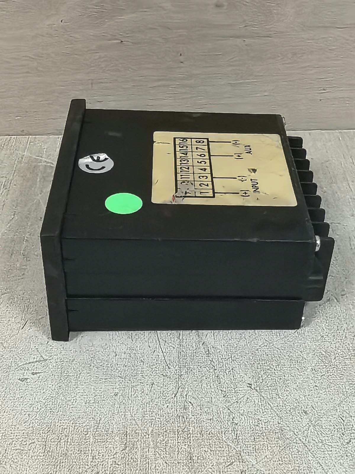 CEWE M300-AD4 CEWE M300-AD4 DIGITAL PANEL METER DC 88-132V 9