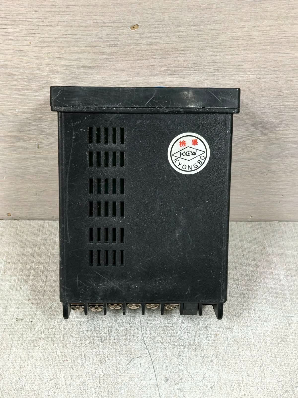 KYONGBO DM1N-AA41H VER.2.3 KYONGBO AC AMPERE METER DM1N-AA41H VER.2.3 DIGITAL PANEL METER 85-250V 9