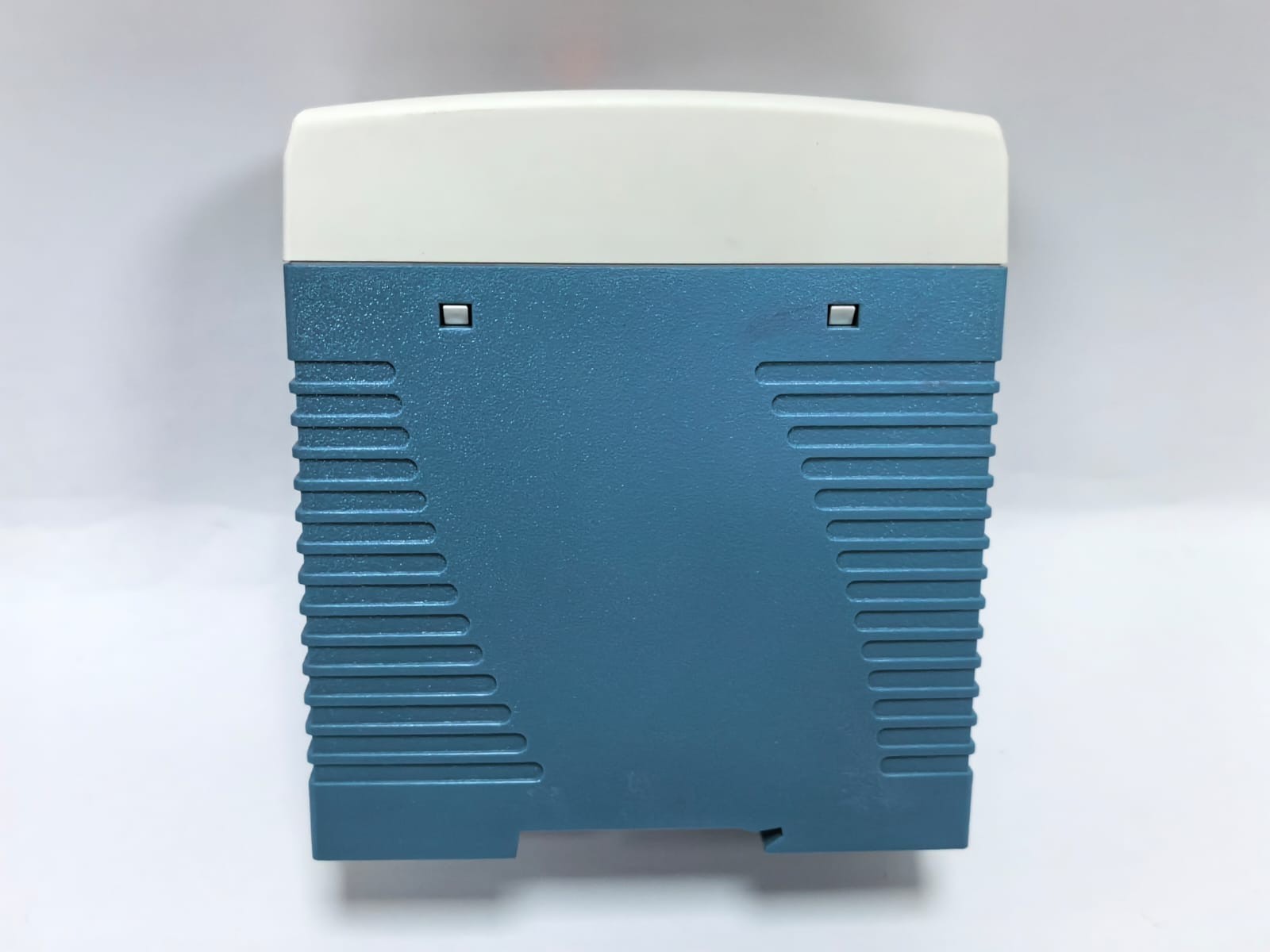 MEAN WELL DRC-60A MEAN WELL DRC-60A INDUSTRIAL DIN RAIL POWER SUPPLY 100-240VAC PCS 4