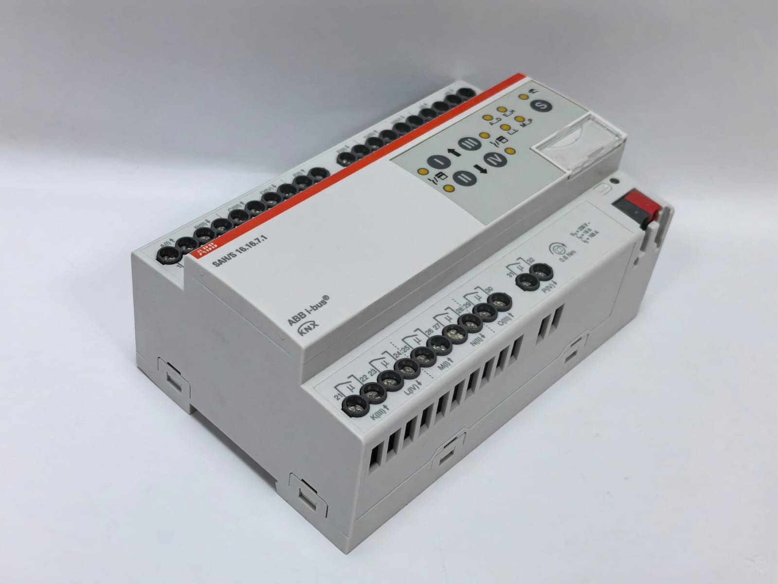 ABB 2CDG110251R0011 ABB 2CDG110251R0011 SWITCH ACTUATOR SAH/S16.16.7.1 10