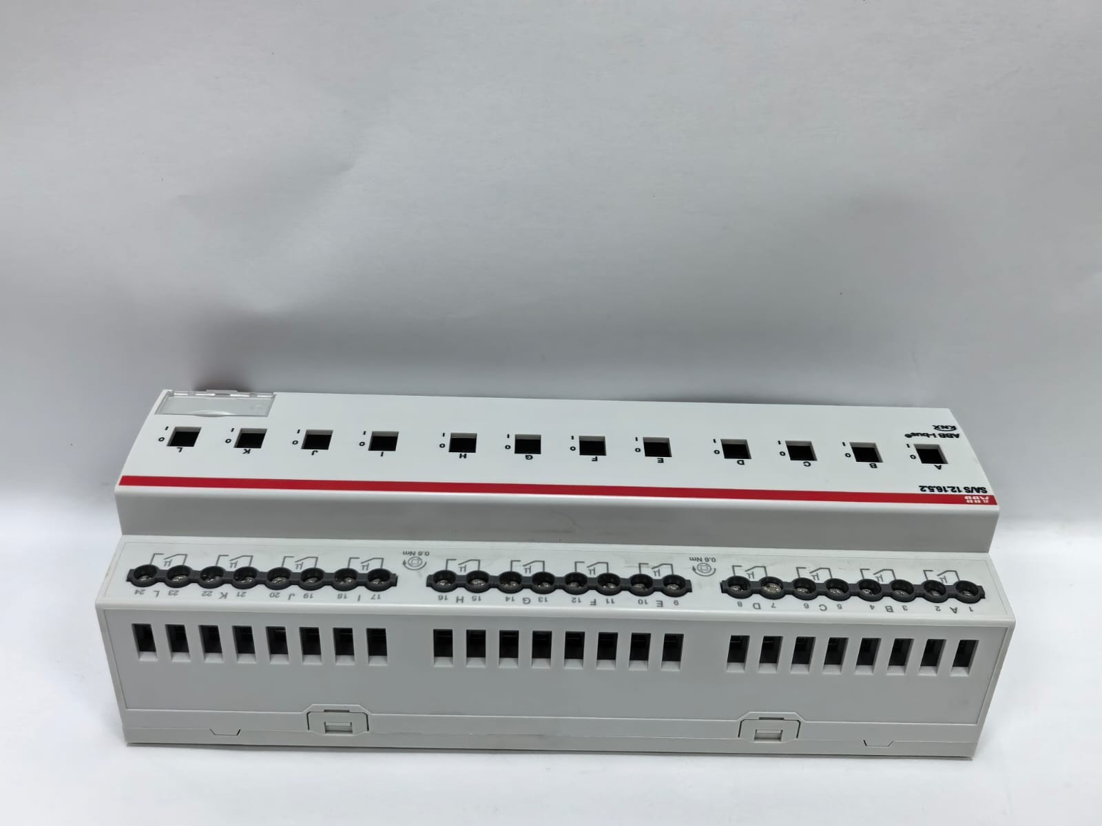 ABB 2CDG110268R0011 ABB 2CDG110268R0011 SWITCH ACTUATOR SA/S12.16.5.2 7