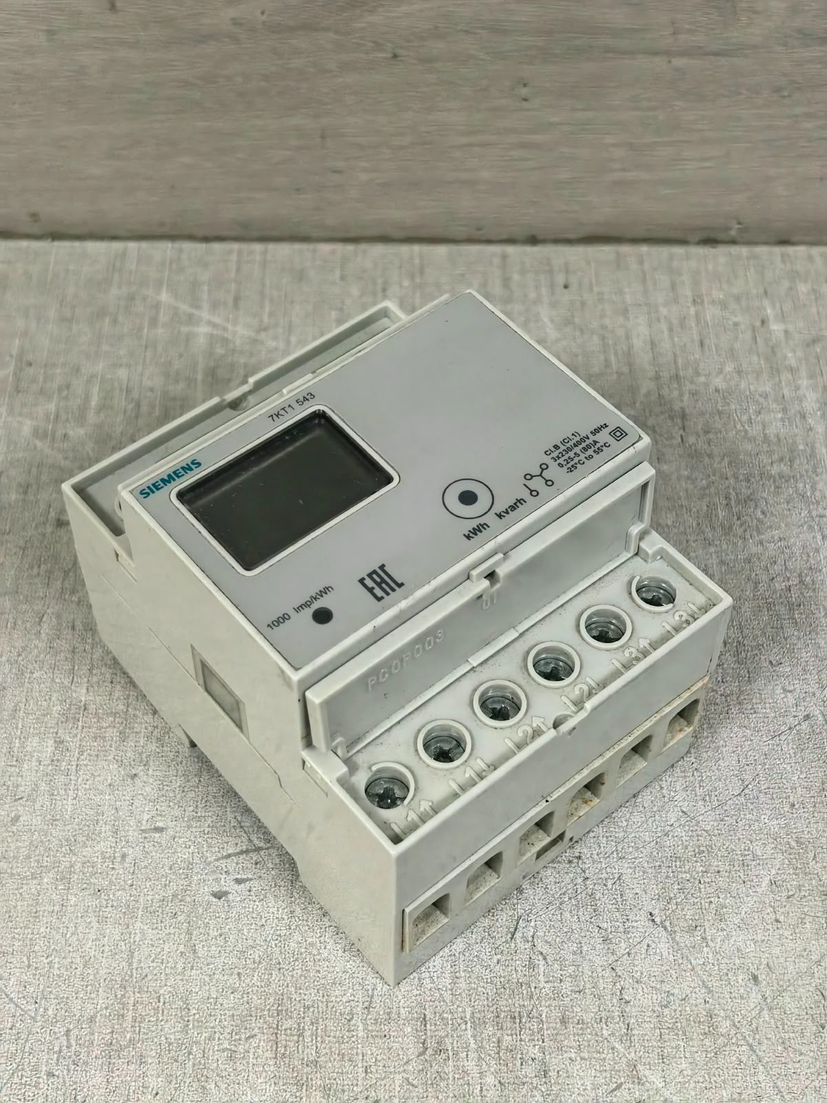 Siemens 7KT1543 SIEMENS 7KT1543 E-COUNTER WITH AN LC DISPLAY 4