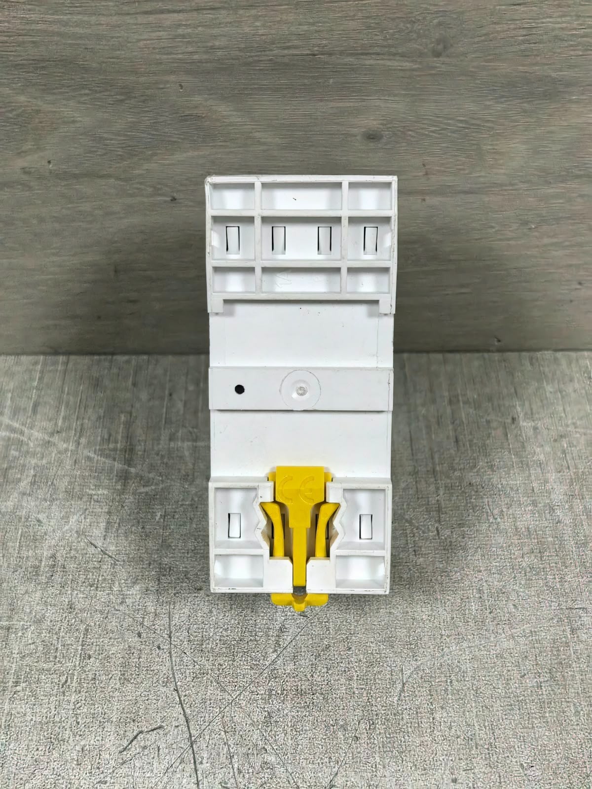 Schneider Electric GC2540M6 LE25A SCHNEIDER ELECTRIC GC2540M6 LE25A MODULAR CONTACTOR 7