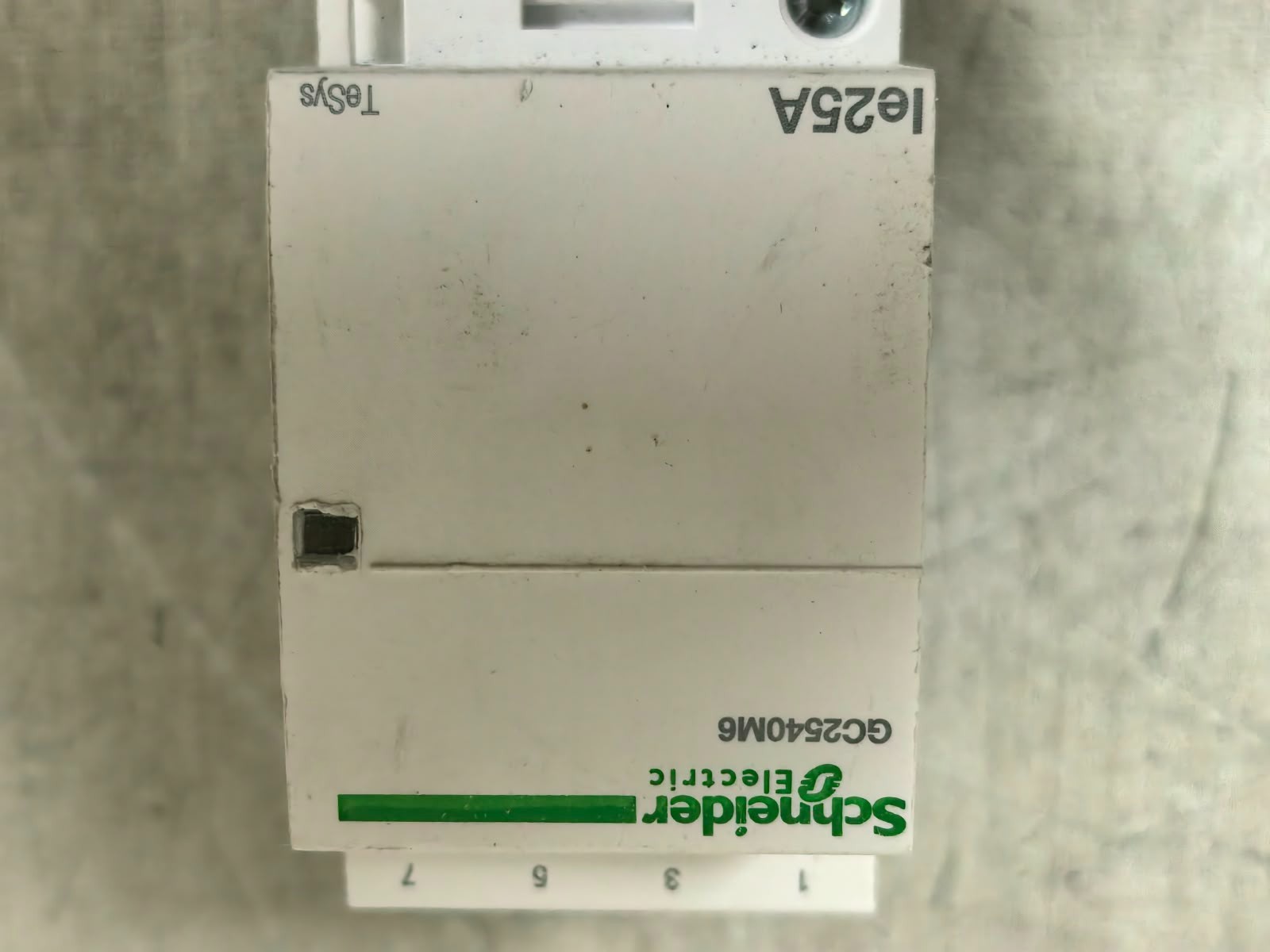 Schneider Electric GC2540M6 LE25A SCHNEIDER ELECTRIC GC2540M6 LE25A MODULAR CONTACTOR 9