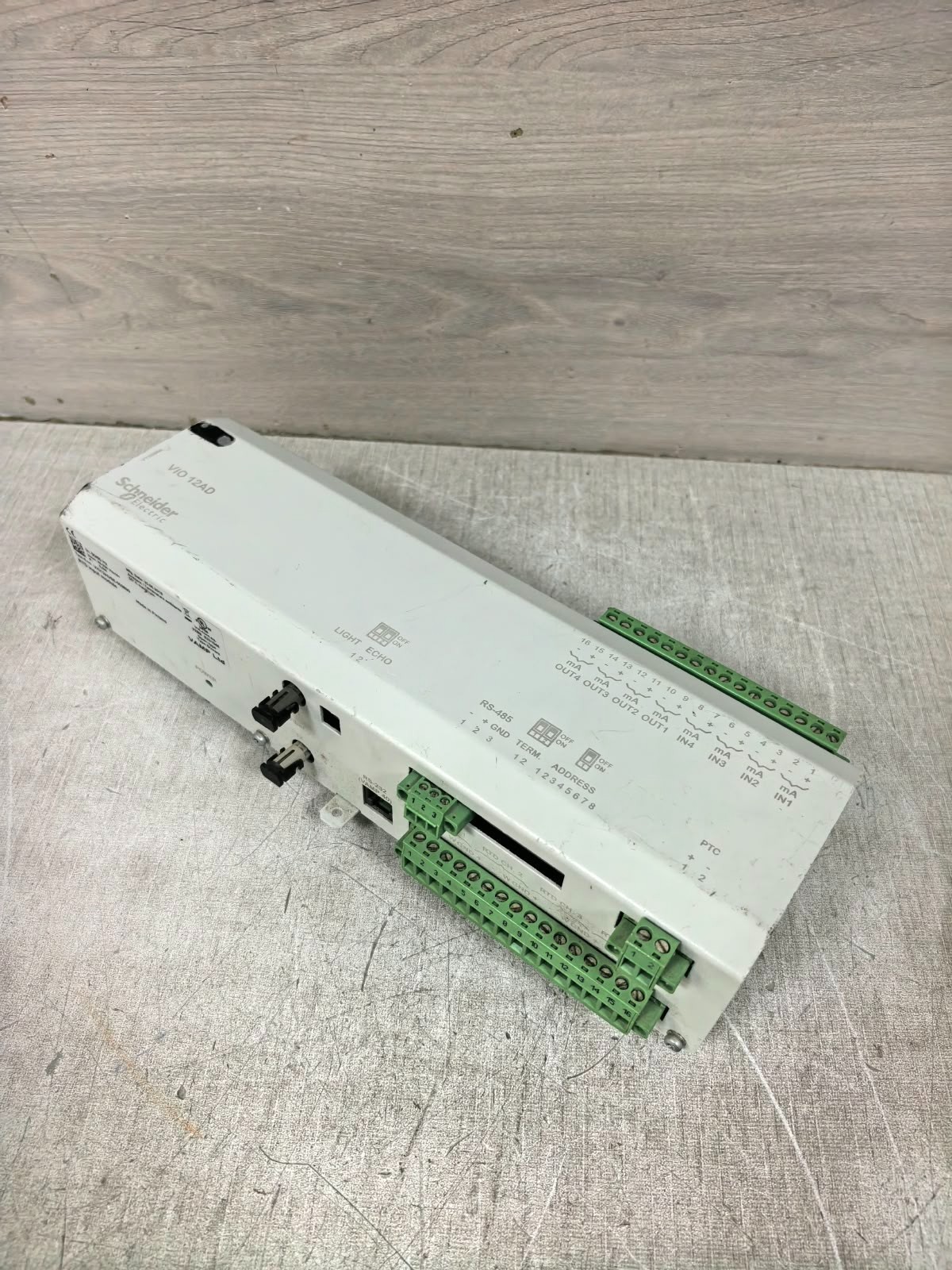 Schneider Electric VIO12AD SCHNEIDER ELECTRIC VIO12AD RTD INPUT MODULE 48-230VAC/DC 6
