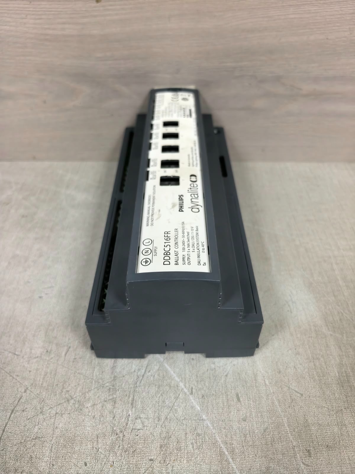 PHILIPS DYNALITE DDBC516FR PHILIPS DYNALITE DDBC516FR BALLAST CONTROLLER 100-240V 8