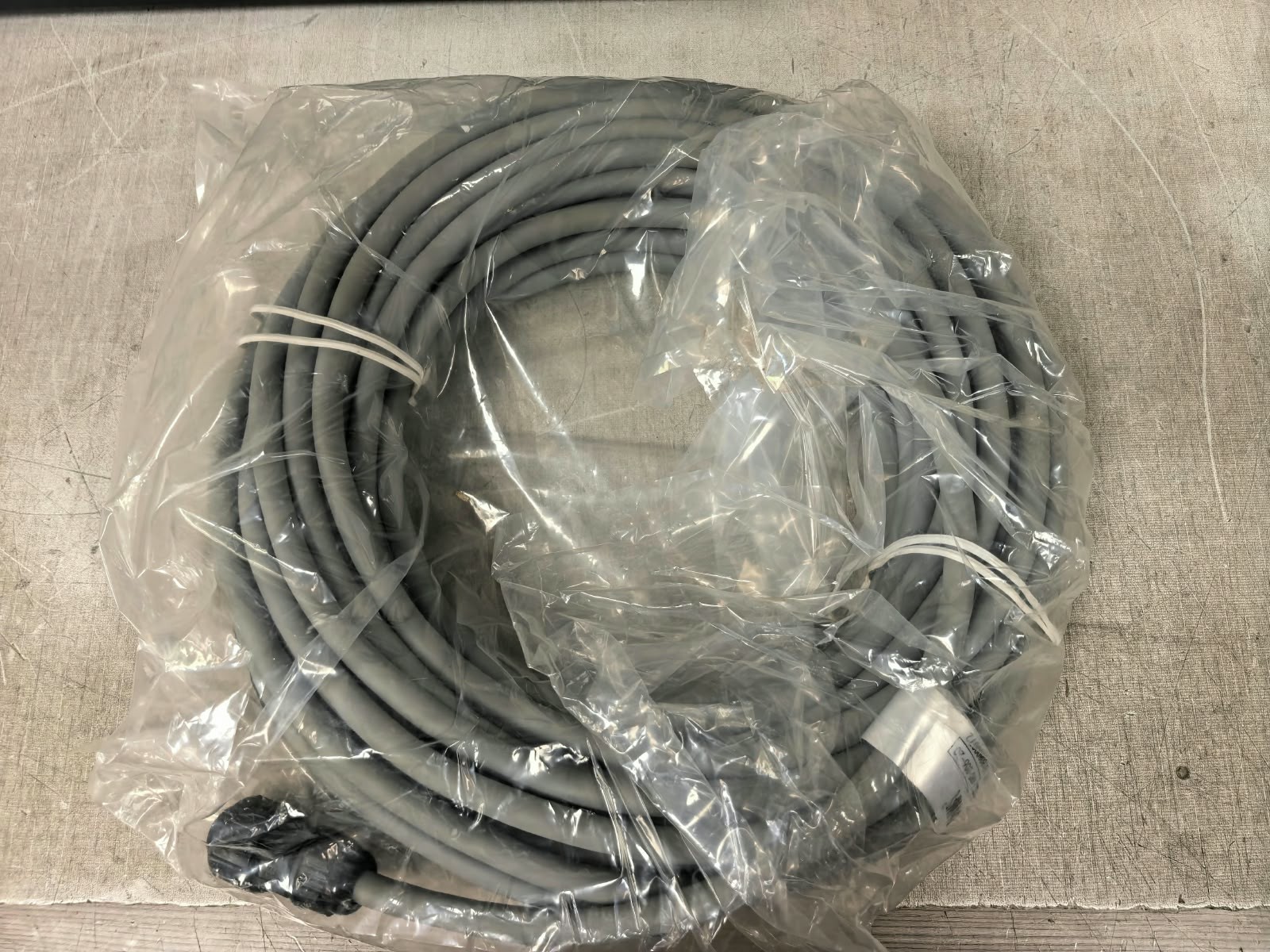 ONWA KR-15PC10 KRD-1503 ONWA KR-15PC10 KRD-1503 MARINE RADAR DISPLAY UNIT 24VDC 7