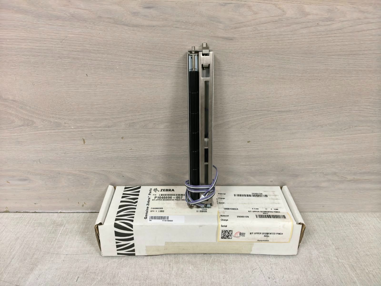ZEBRA TECHNOLOGIES CORP. P10-46696-057 ZEBRA TECHNOLOGIES CORP. P10-46696-057 KIT UPPER SEGMENTED PICH ROLLER ZE500-6RH 2