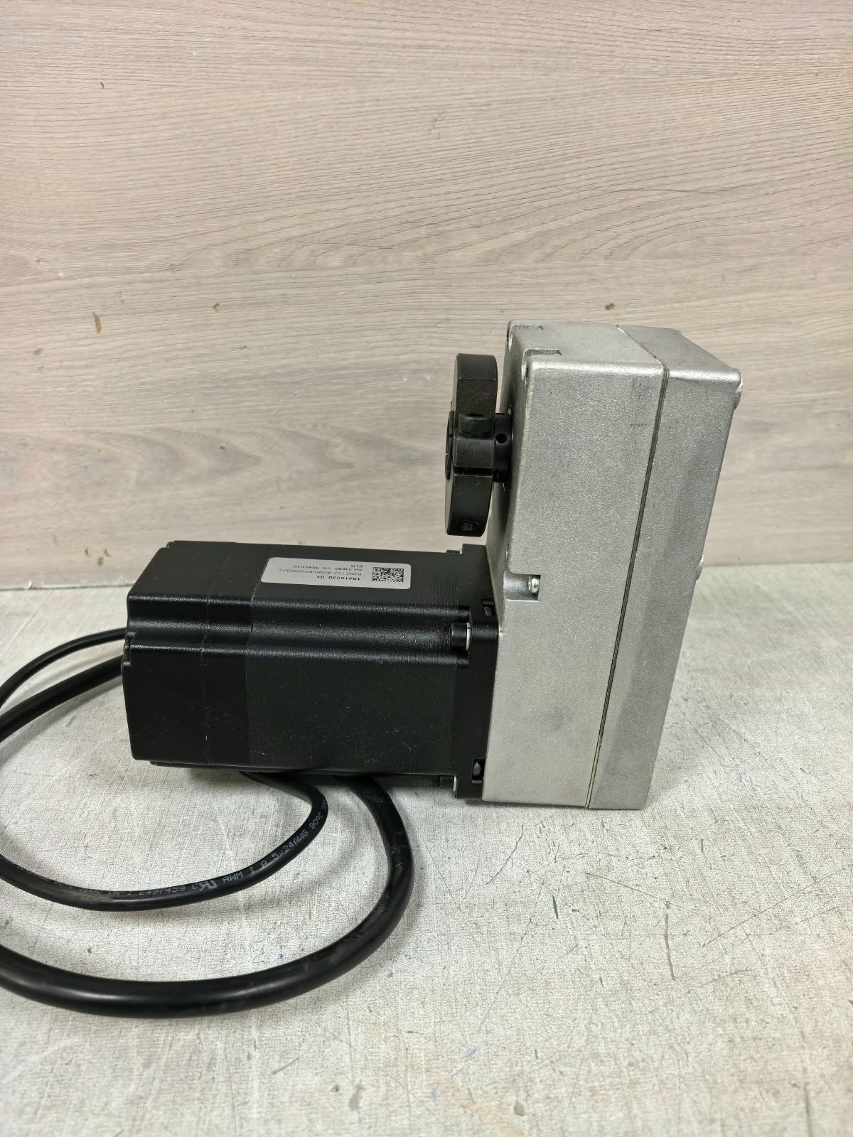 ELRA BL70M-48V-4596 ELRA BL70M-48V-4596 +SG152H-7.5;1 UL LL BRUSHLESS GEARED MOTOR 24680 7