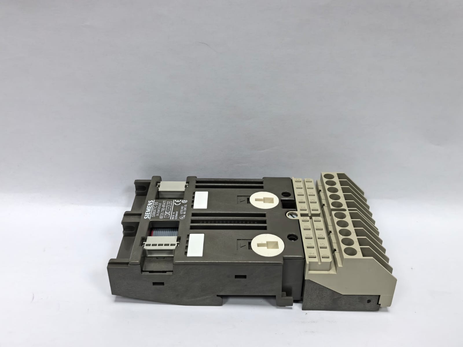 Siemens 6ES5 700-8FA11 SIEMENS 6ES5 700-8FA11 SIMATIC S5 BUSMODULE 5
