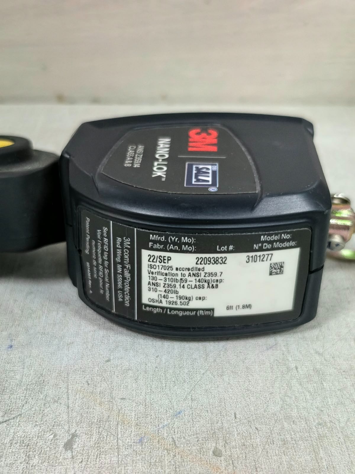 3M DBI SALA NANO-LOK 3101277 3M DBI SALA NANO-LOK 3101277 LIGHTWEIGHT PERSONAL SELF-RETRACTING LIFELINE 4