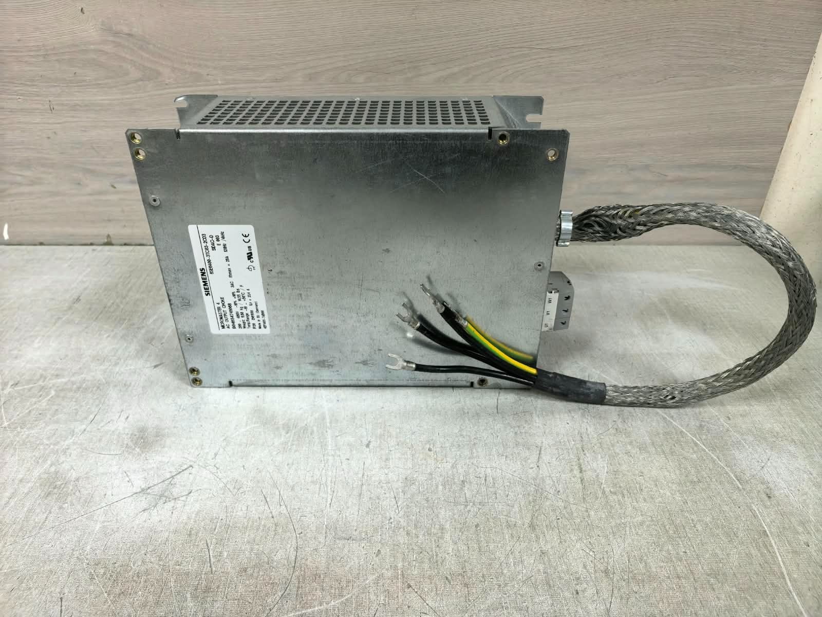 Siemens 6SE640-3TC03-2CD3 SIEMENS MICROMASTER 4 6SE640-3TC03-2CD3 FREQUENCY INVERTER 2