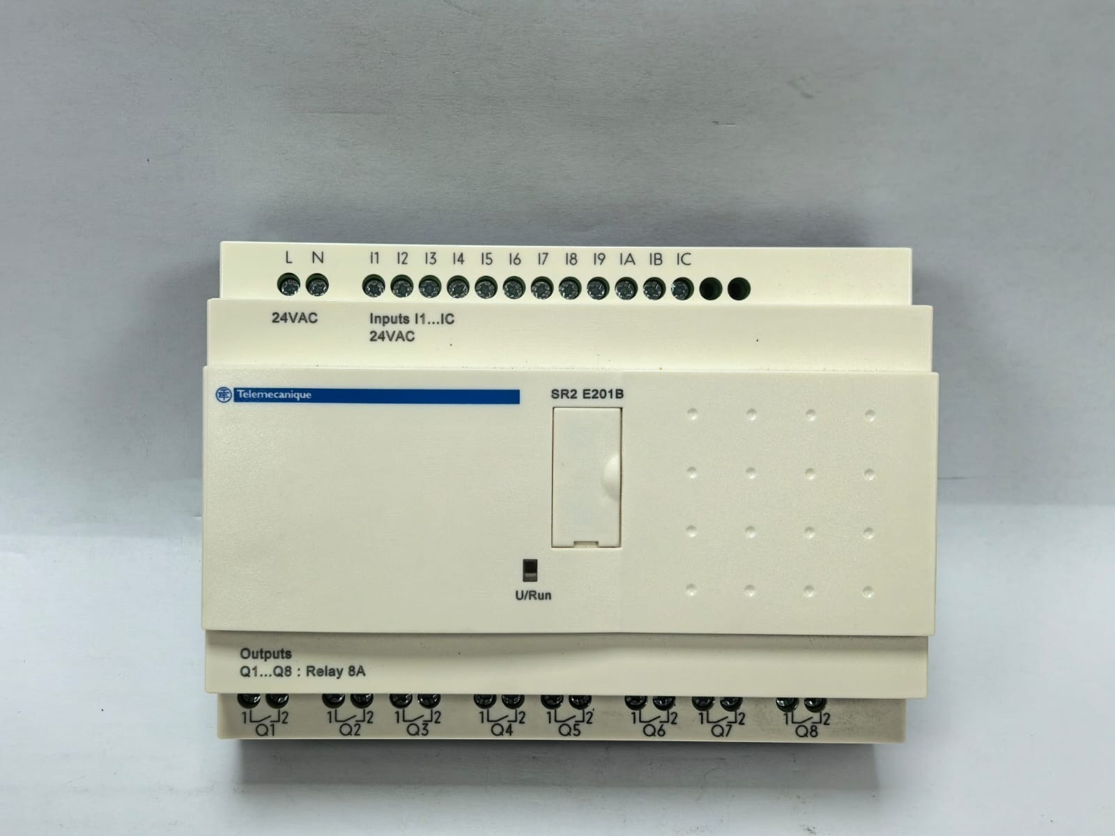 Telemecanique SR2 E201B TELEMECANIQUE SR2 E201B COMPACT SMART RELAY 2