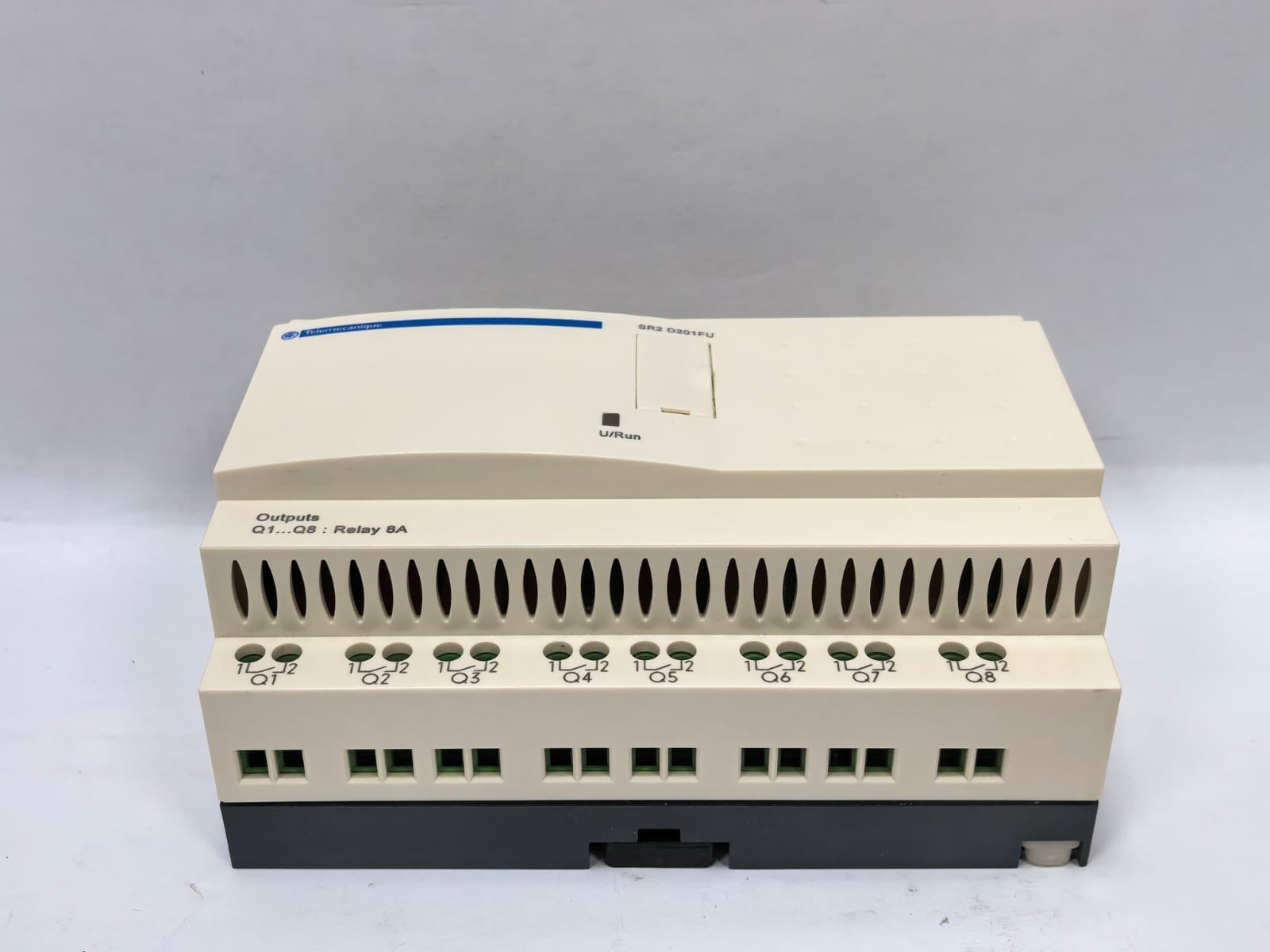 Telemecanique SR2 D201FU TELEMECANIQUE SR2 D201FU COMPACT SMART RELAY 8