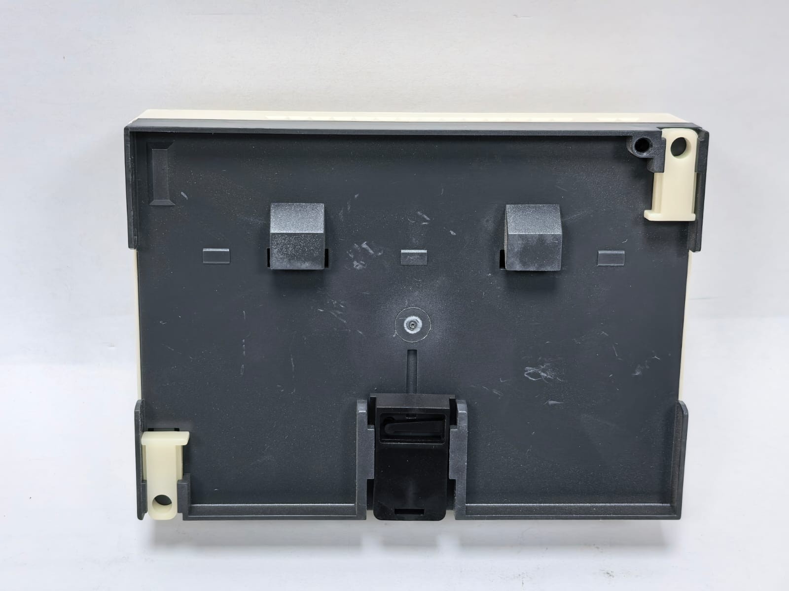 Telemecanique SR2 D201FU TELEMECANIQUE SR2 D201FU COMPACT SMART RELAY 9
