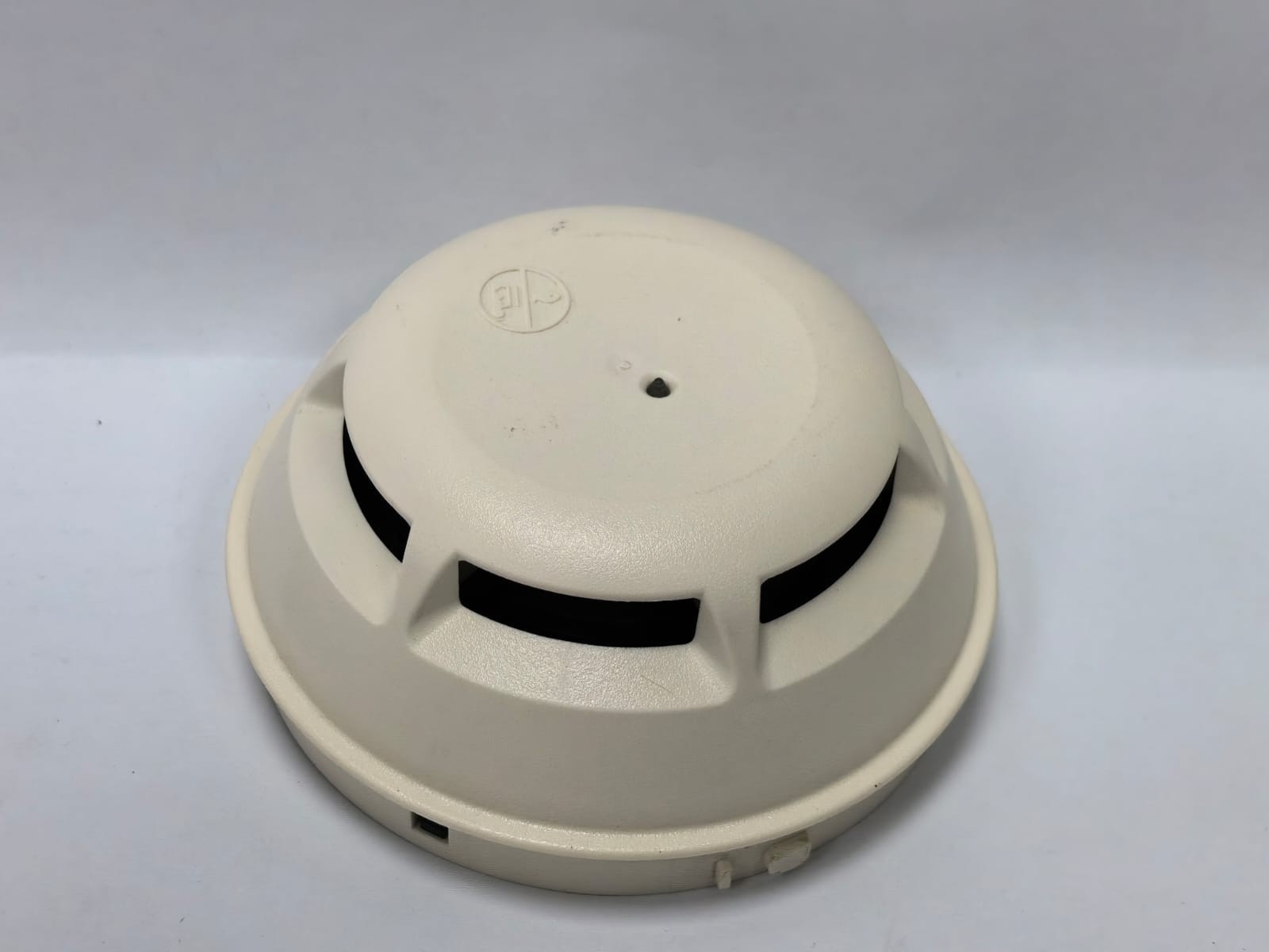 Siemens OP921 S54320-F4-A2 21 SIEMENS OP921 S54320-F4-A2 21 SMOKE DETECTOR AND DUCT DETECTOR HEAD PCS 3
