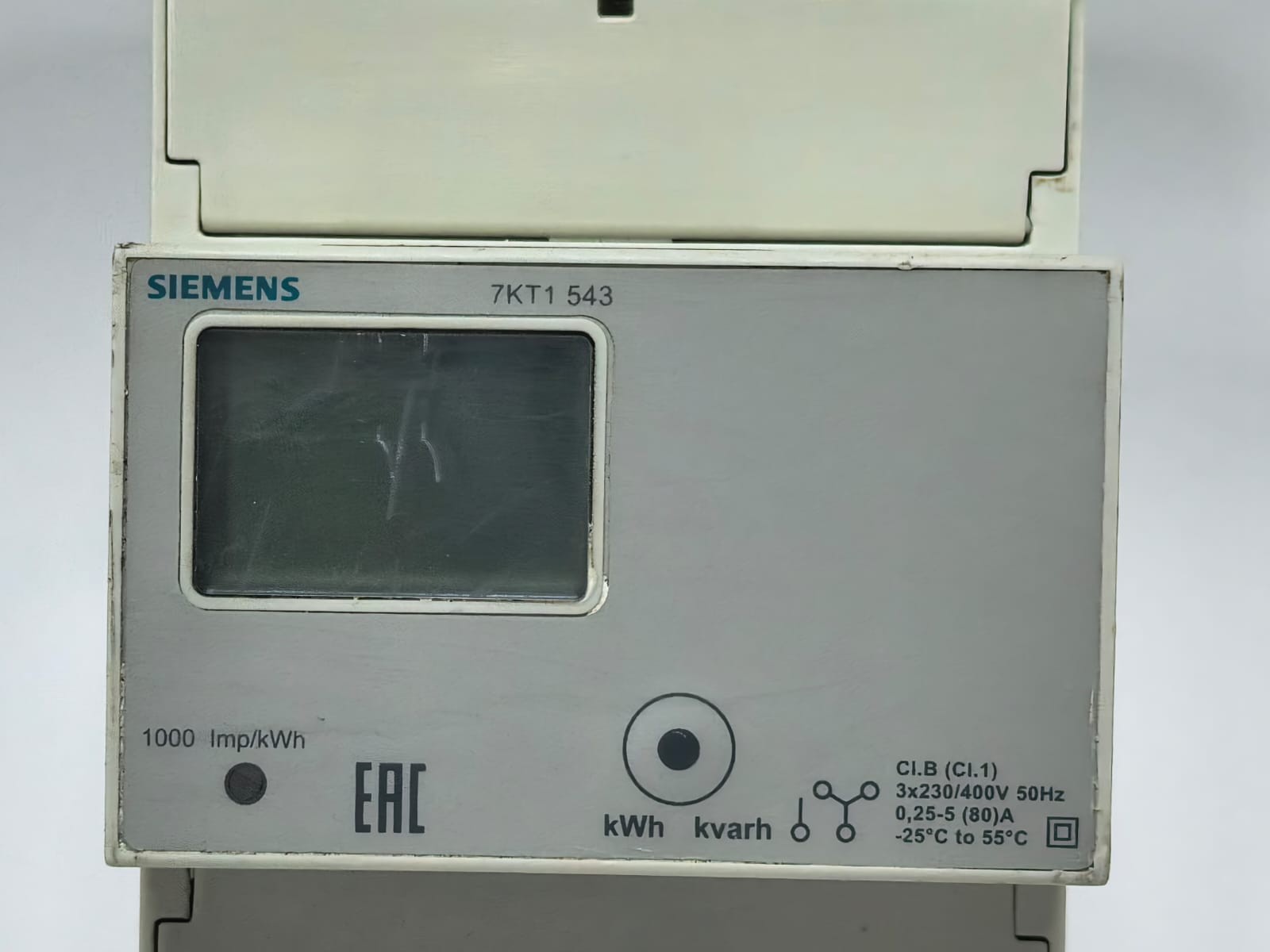 Siemens 7KT1 543 SIEMENS 7KT1 543 THREE-PHASE DIGITAL ENERGY METER 3