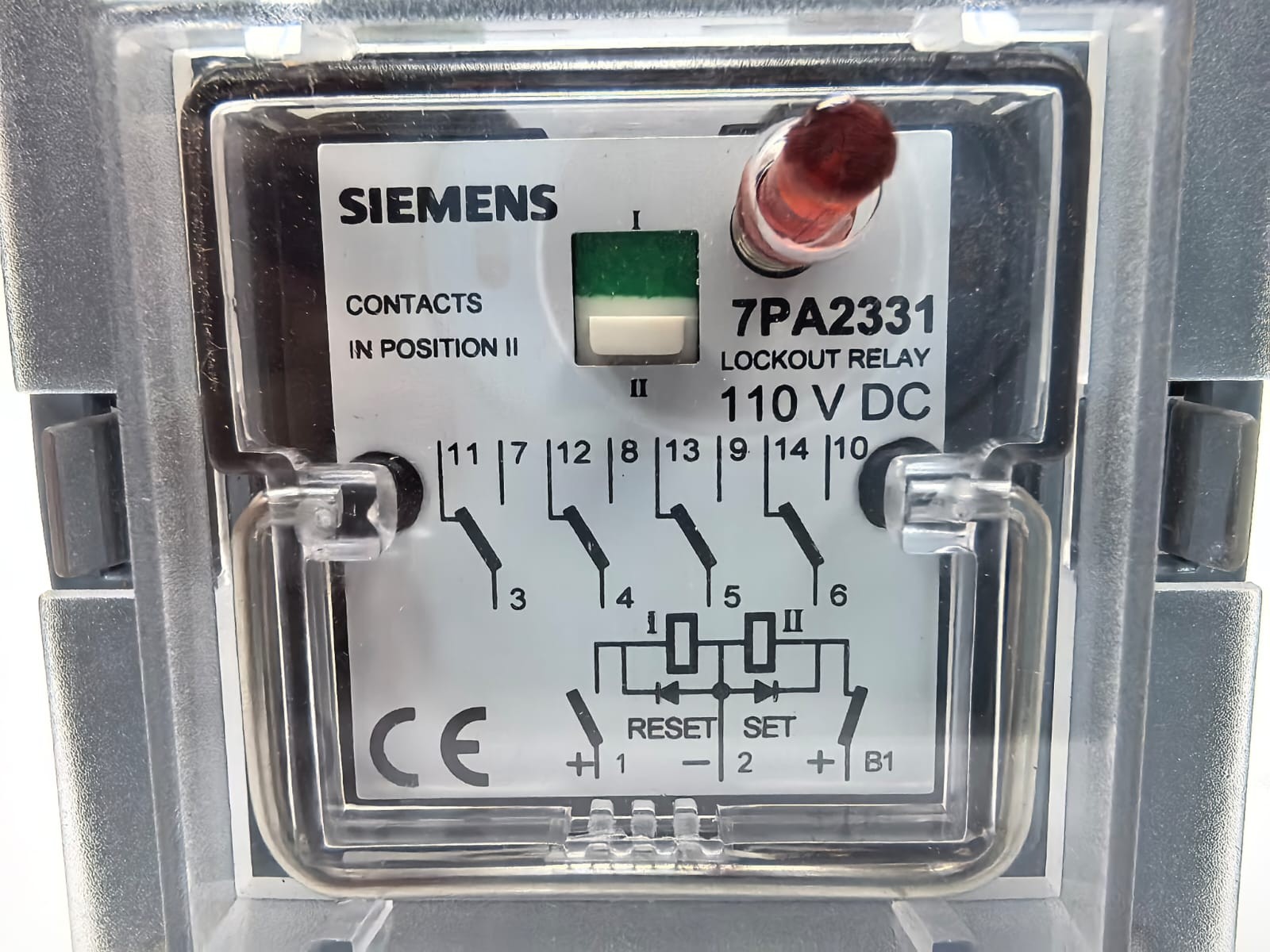 Siemens 7PA2331 SIEMENS 7PA2331 LOCKOUT RELAY 110VDC WITH 7XP9011 SOCKET 3