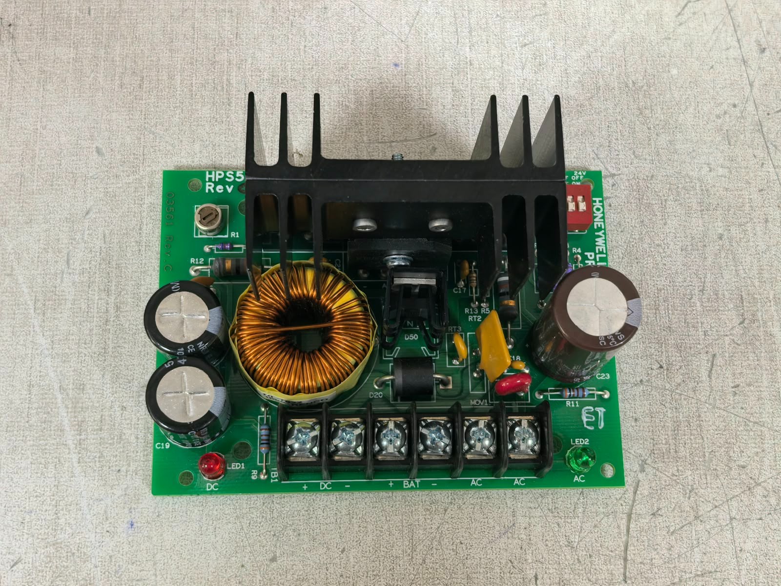 Honeywell HPS5 /HPS5-PCA REV.C HONEYWELL HPS5 /HPS5-PCA REV.C 4AMP 6/12/24VDC HIGH CURRENT POWER SUPPLY CHARGER 6