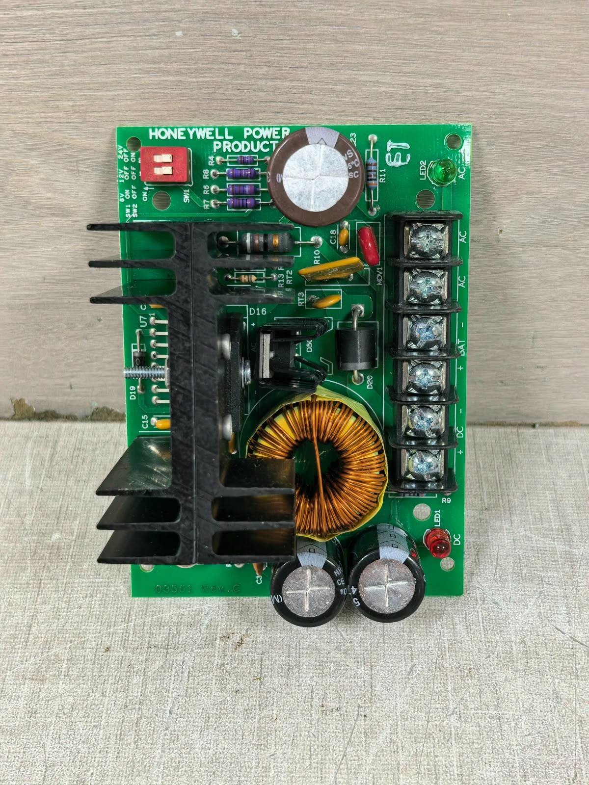 Honeywell HPS5 /HPS5-PCA REV.C HONEYWELL HPS5 /HPS5-PCA REV.C 4AMP 6/12/24VDC HIGH CURRENT POWER SUPPLY CHARGER 9