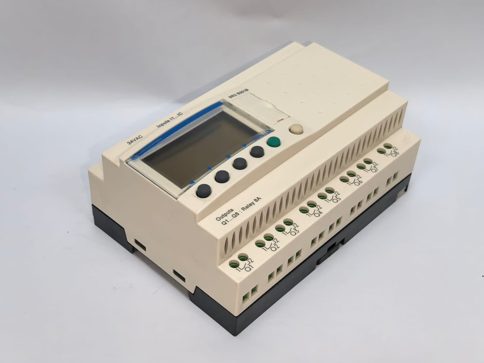 Telemecanique SR2 B201B TELEMECANIQUE SR2 B201B COMPACT SMART RELAY 10