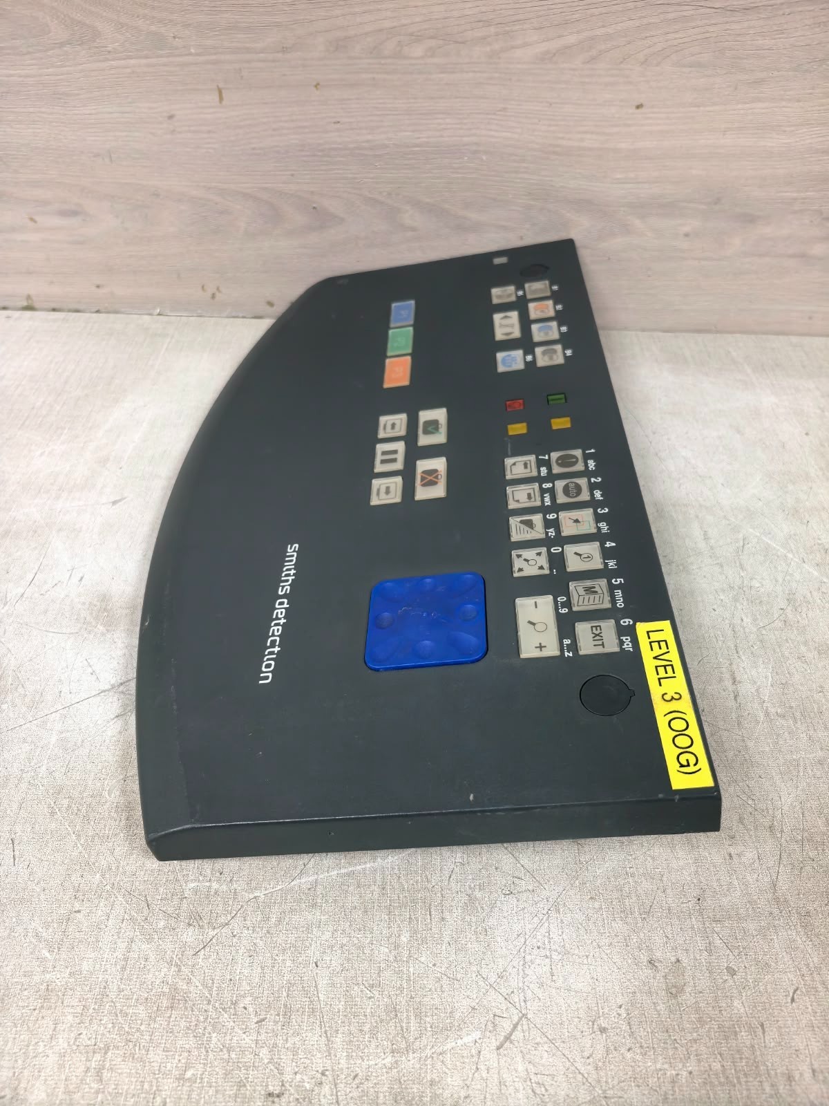 Smiths Detection S8.21 SMI 34447018 01 SMITHS DETECTION S8.21 SMI 34447018 01 KEYBOARD CONTROLLER 6