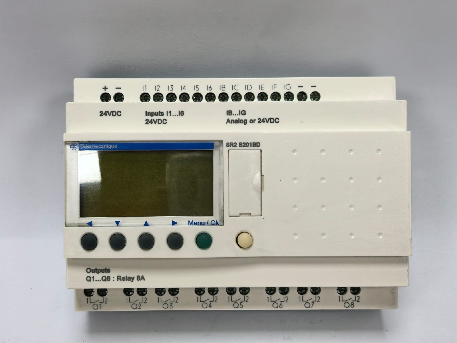 Telemecanique SR2 201BD TELEMECANIQUE SR2 B201BD COMPACT SMART RELAY 2