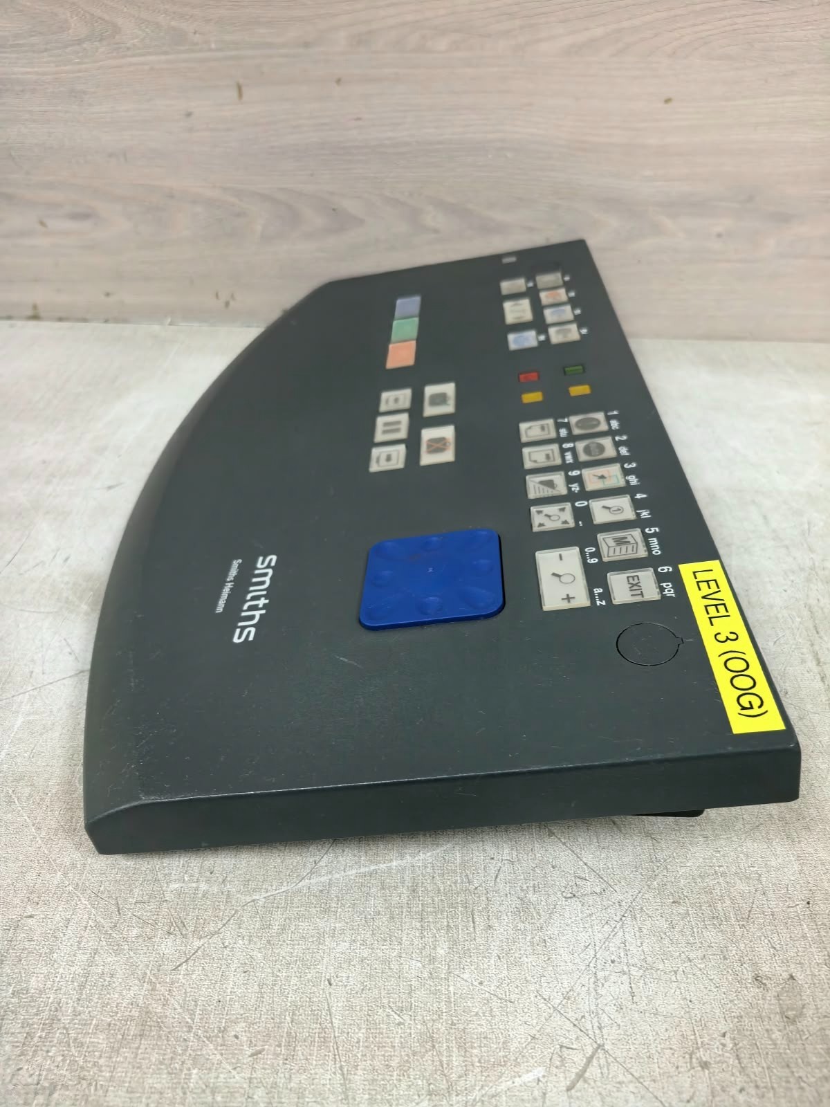 Smiths Detection 34439021 01 SMITHS DETECTION 34439021 01 KEYBOARD CONTROLLER 8