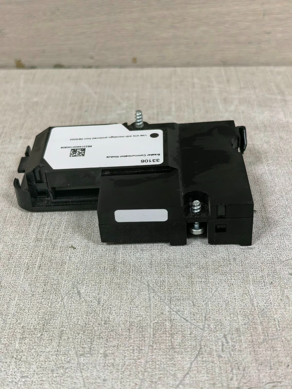 Schneider Electric 33106 SCHNEIDER ELECTRIC 33106 BREAKER COMMUNICATION MODULE 3