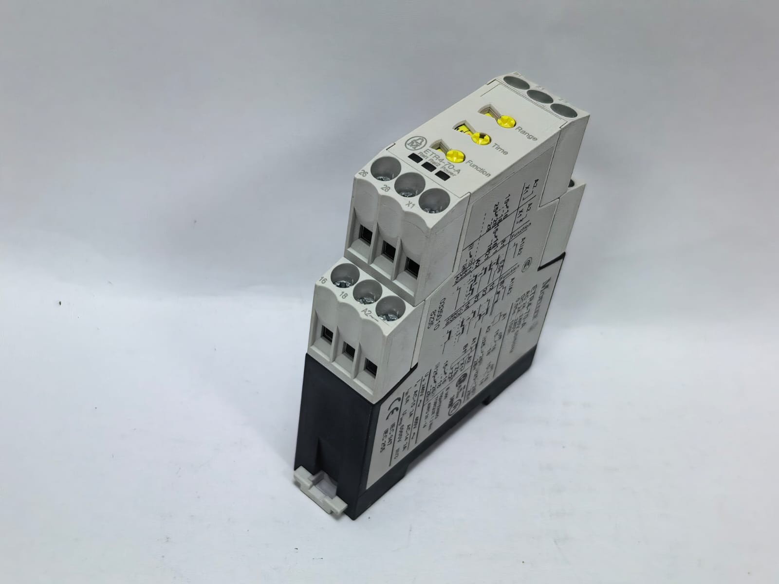 Moeller ETR4-70-A MOELLER ETR4-70-A TIMER DELAY RELAY 7