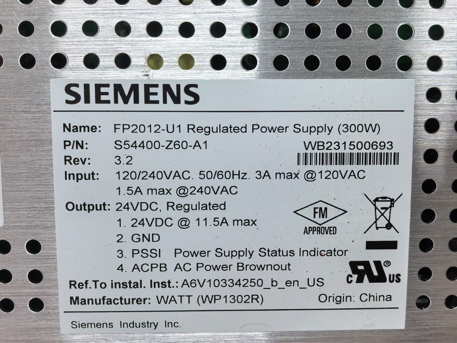 Siemens S54400-Z60-A1 SIEMENS FP2012-U1 REGULATED POWER SUPPLY S54400-Z60-A1 REV.3.2 3