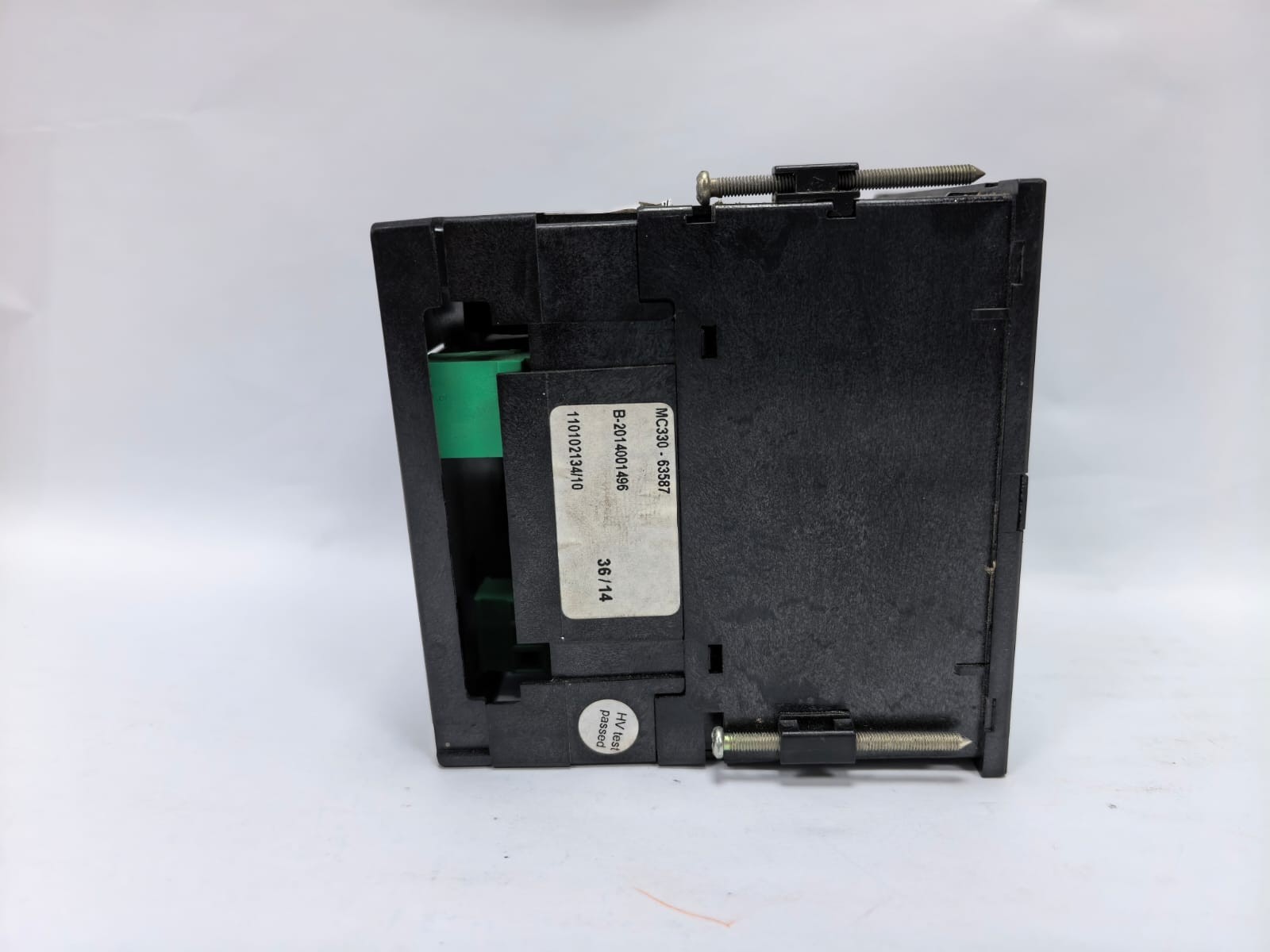 ISKRA MC 330 ISKRA MC 330 DIGITAL PANEL-MOUNTED MULTIMETER 6