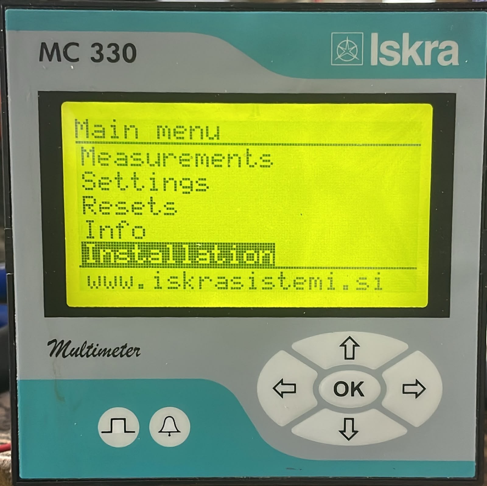 ISKRA MC 330 ISKRA MC 330 DIGITAL PANEL-MOUNTED MULTIMETER 1