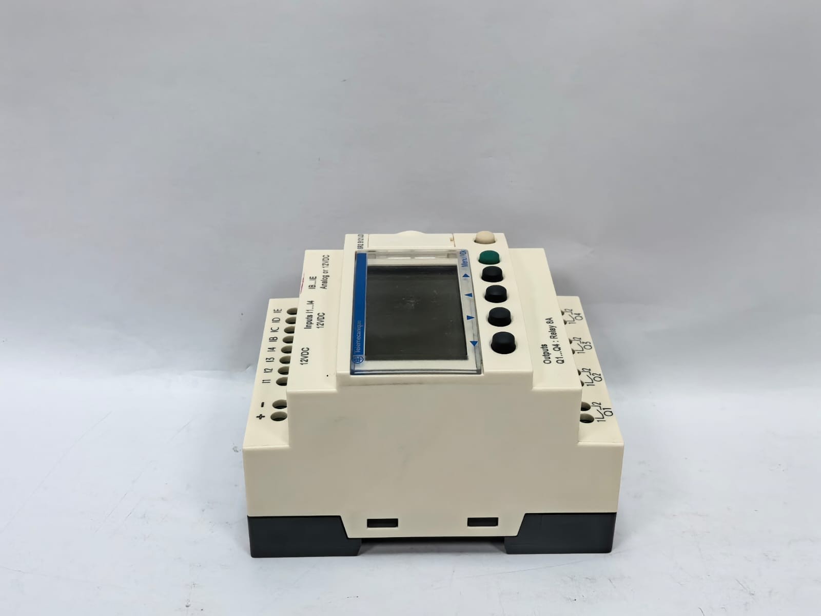 Telemecanique SR2 B121JD TELEMECANIQUE SR2 B121JD COMPACT SMART RELAY 6