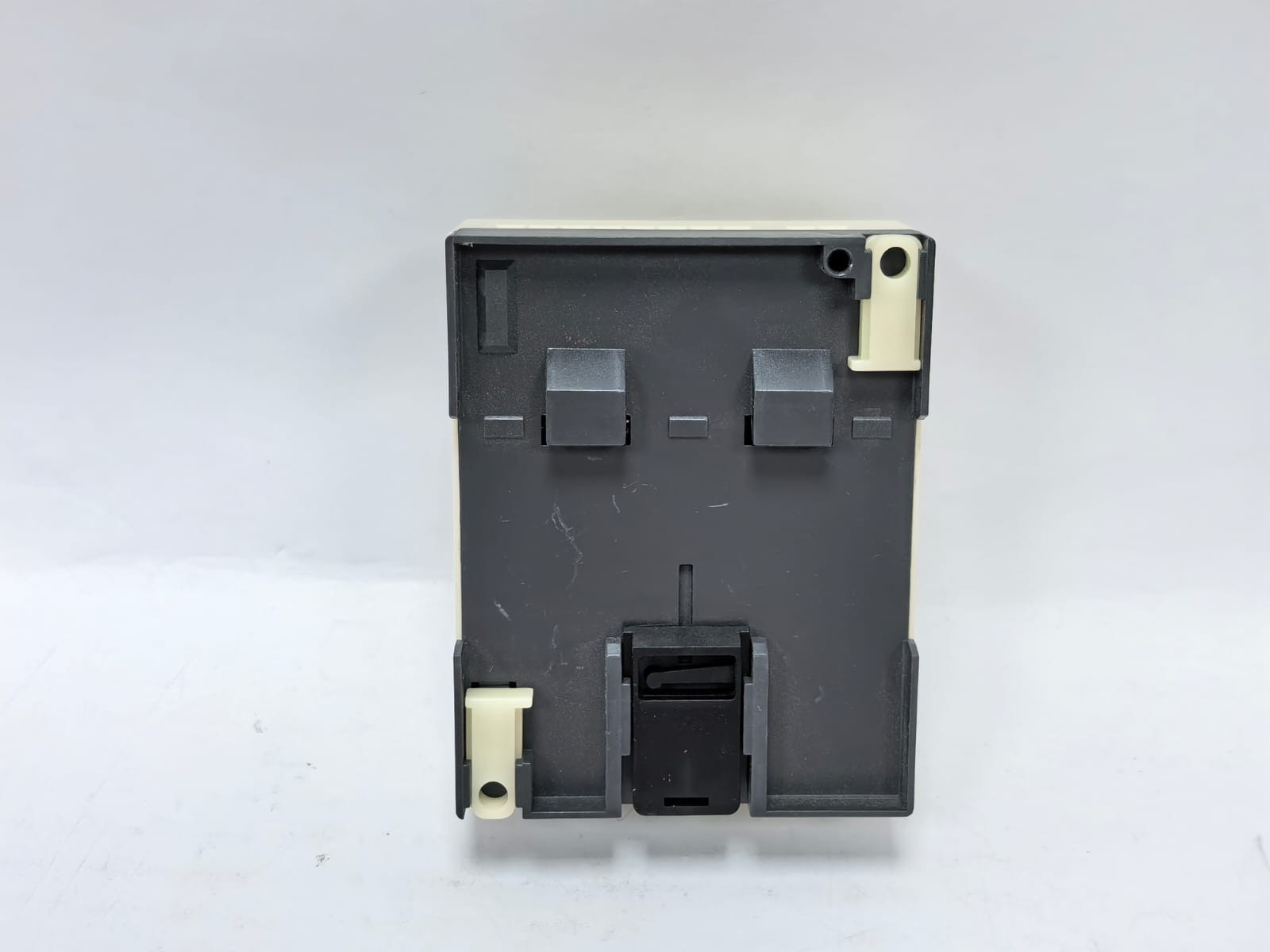 Telemecanique SR2 B121JD TELEMECANIQUE SR2 B121JD COMPACT SMART RELAY 10
