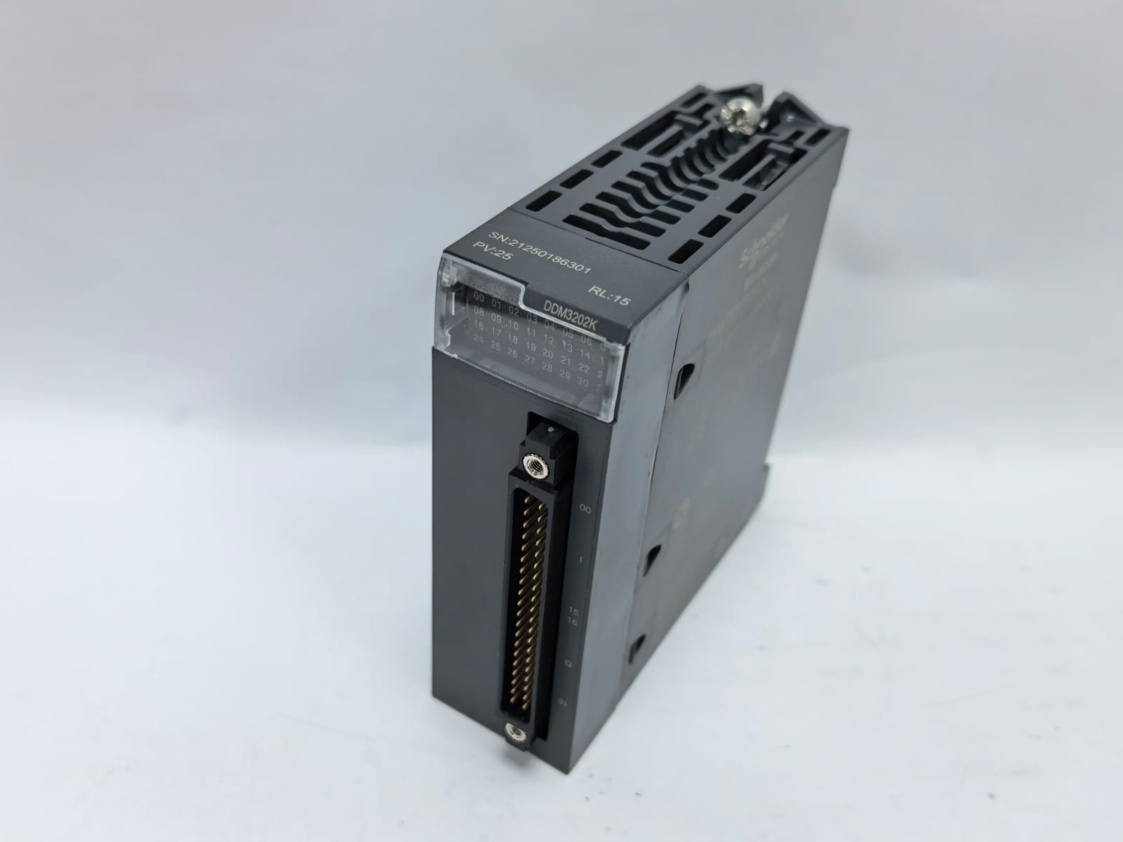 Schneider Electric BMXDDM3202K SCHNEIDER ELECTRIC BMXDDM3202K MODICON DISCRETE I/O MODULE 10